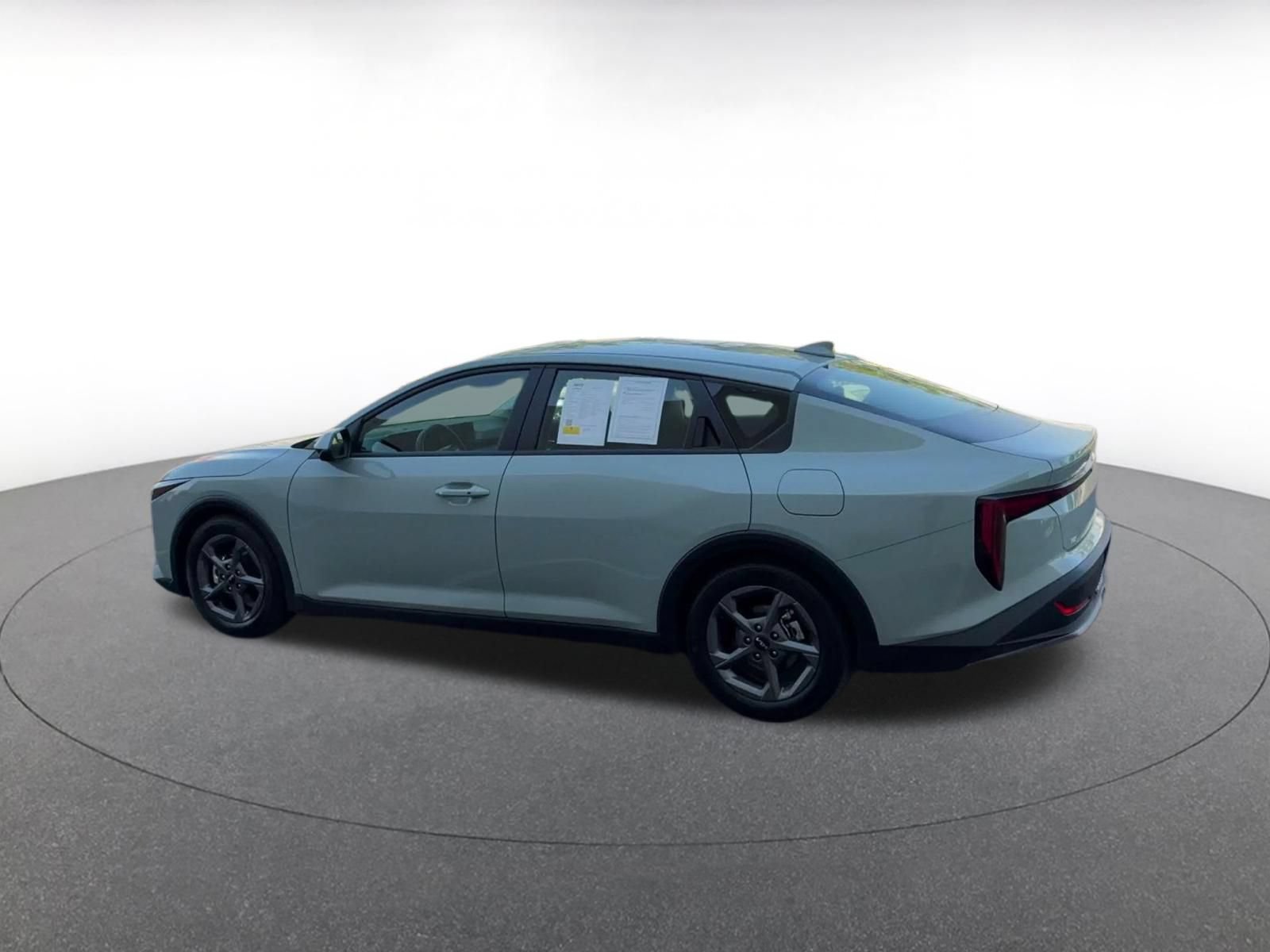Thumbnail: 2026 Kia K4 - 10
