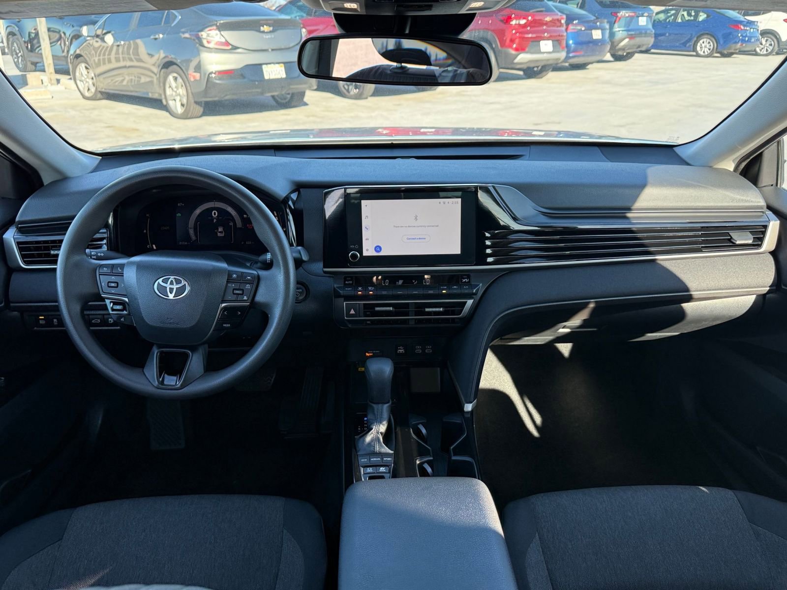 Thumbnail: 2025 Toyota Camry - 32