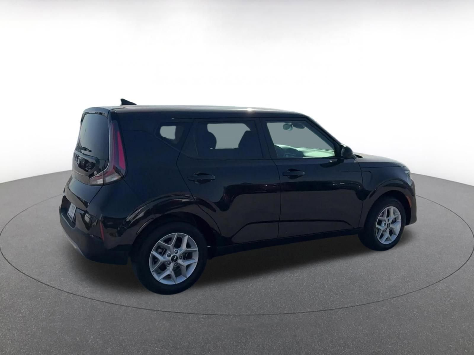Thumbnail: 2025 Kia Soul - 15