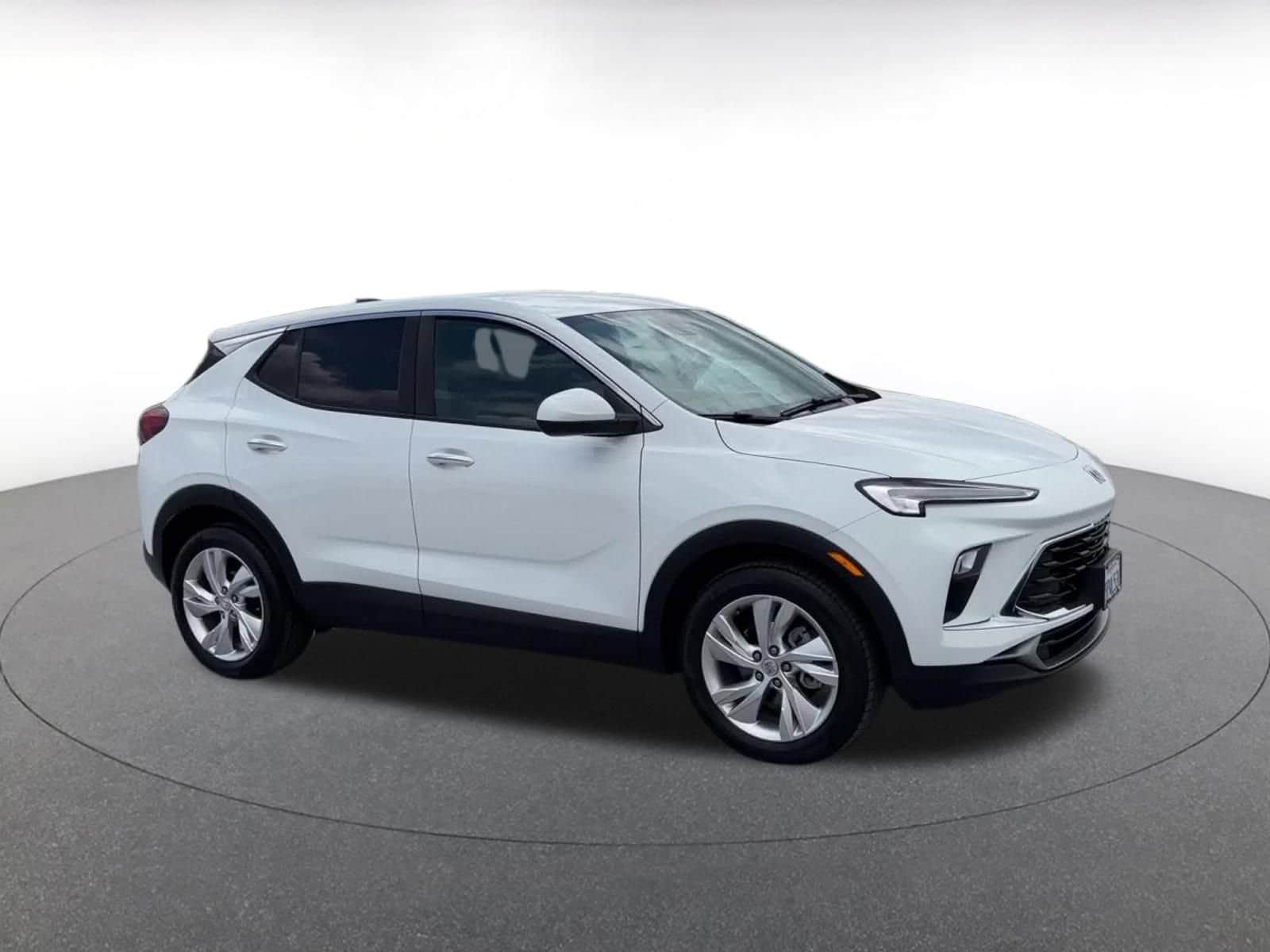 Thumbnail: 2025 Buick Encore GX - 2