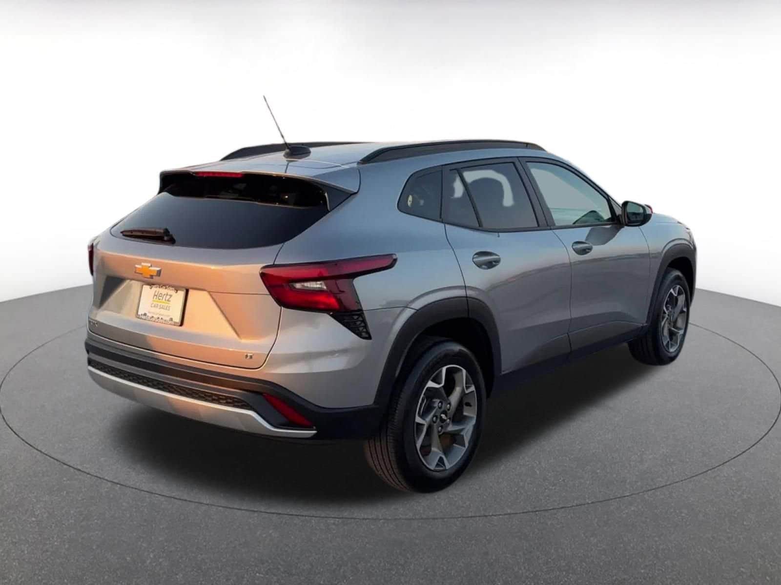 Thumbnail: 2025 Chevrolet Trax - 14