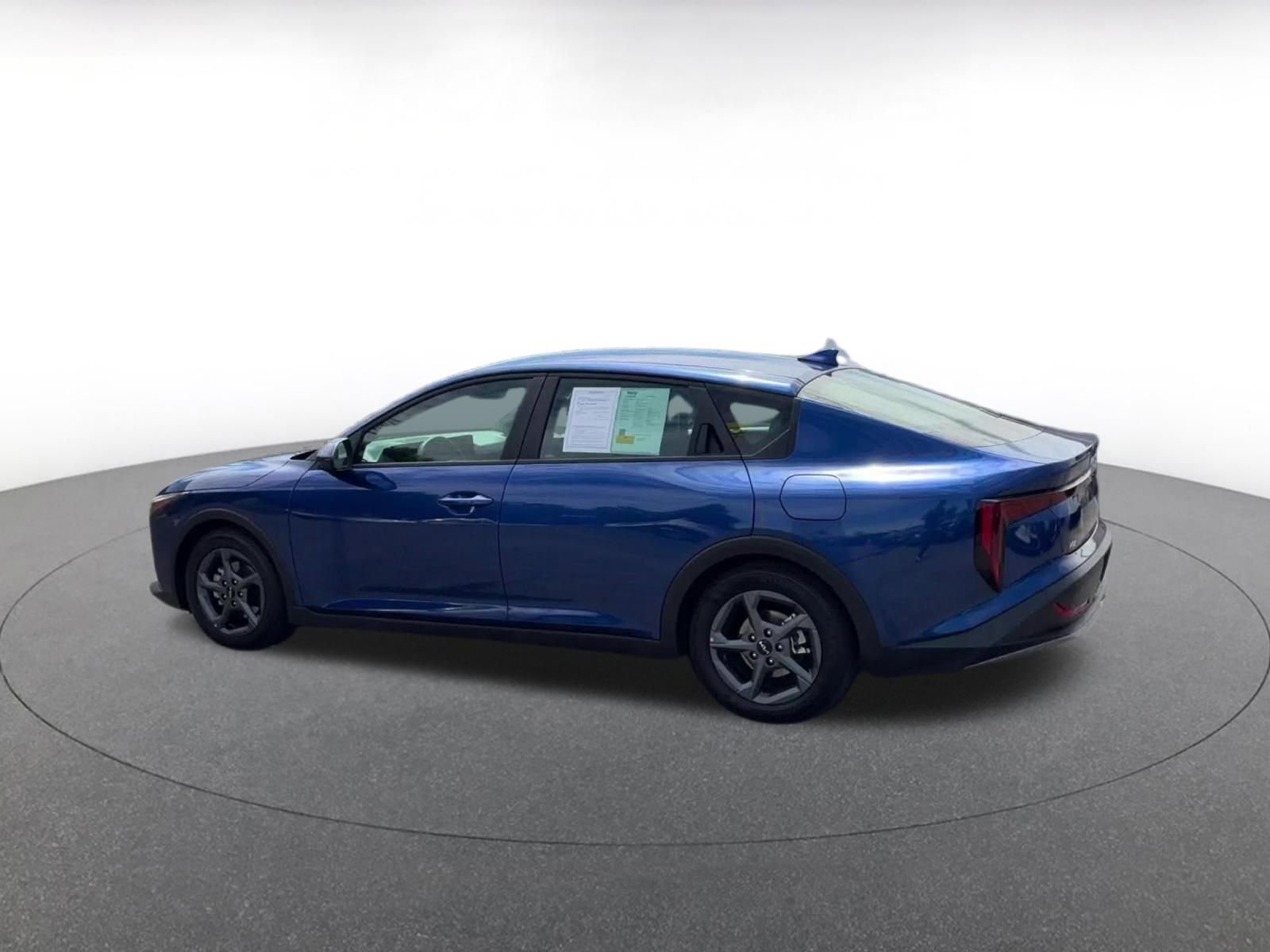 Thumbnail: 2025 Kia K4 - 10