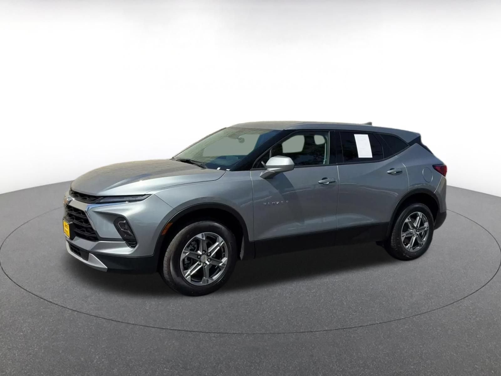 Thumbnail: 2026 Chevrolet Blazer - 8