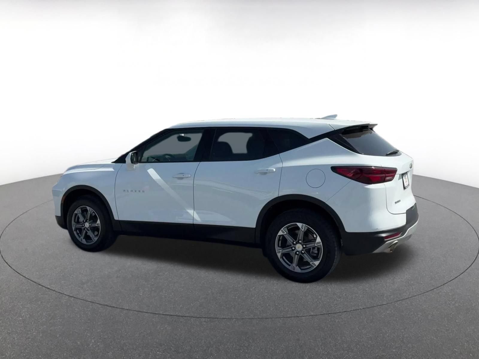 Thumbnail: 2025 Chevrolet Blazer - 9