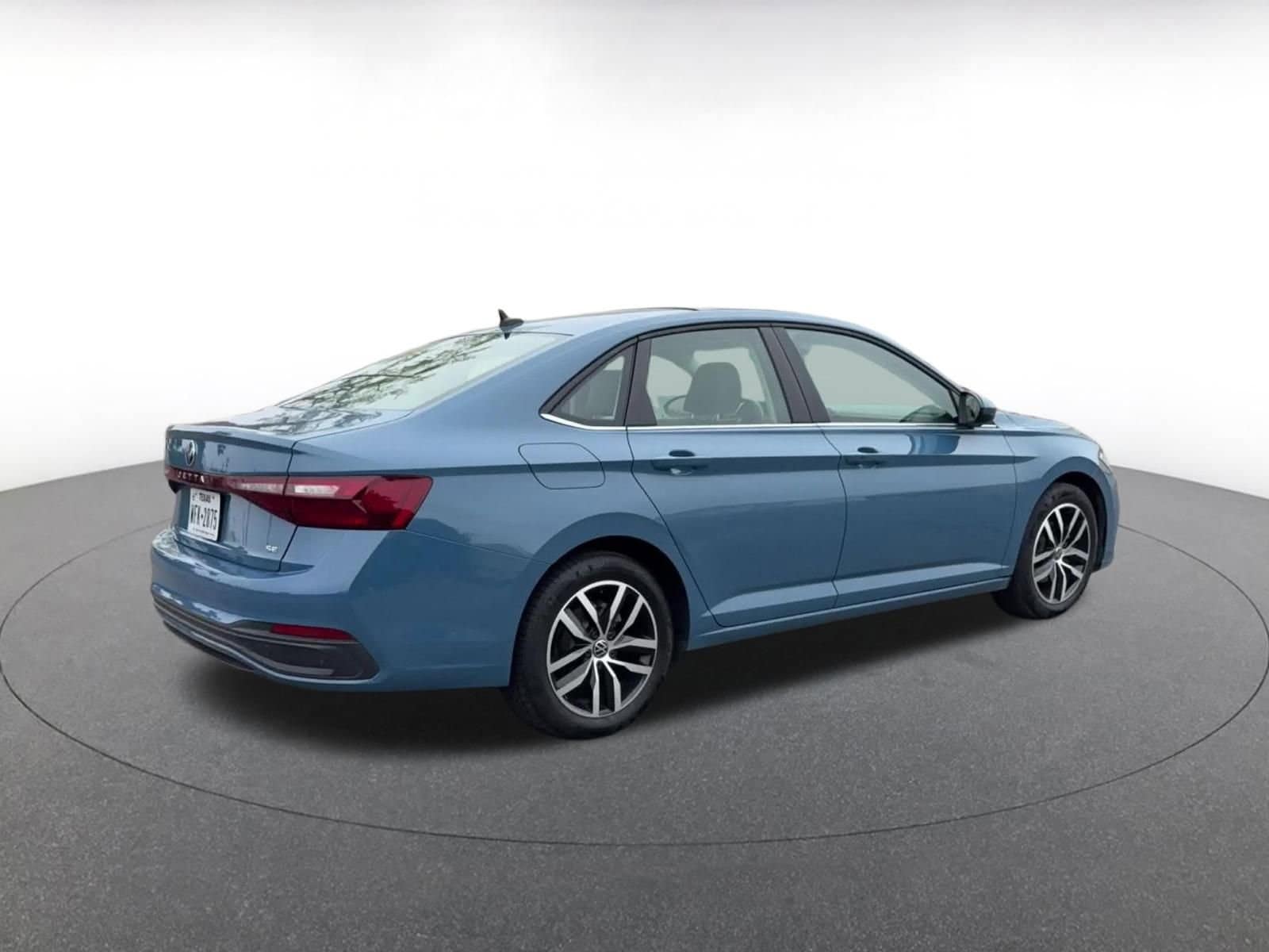Thumbnail: 2025 Volkswagen Jetta - 15