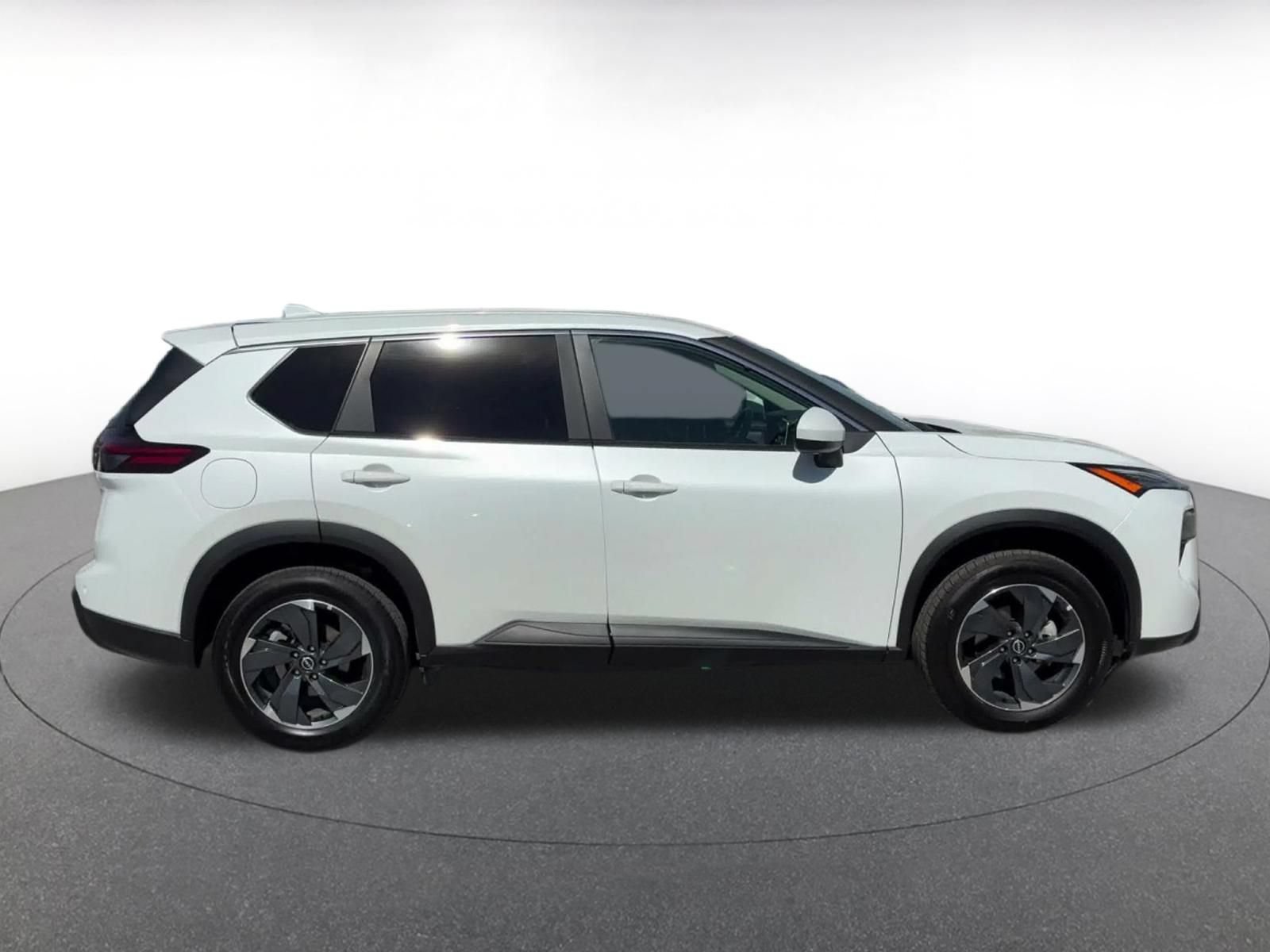 Thumbnail: 2025 Nissan Rogue - 15