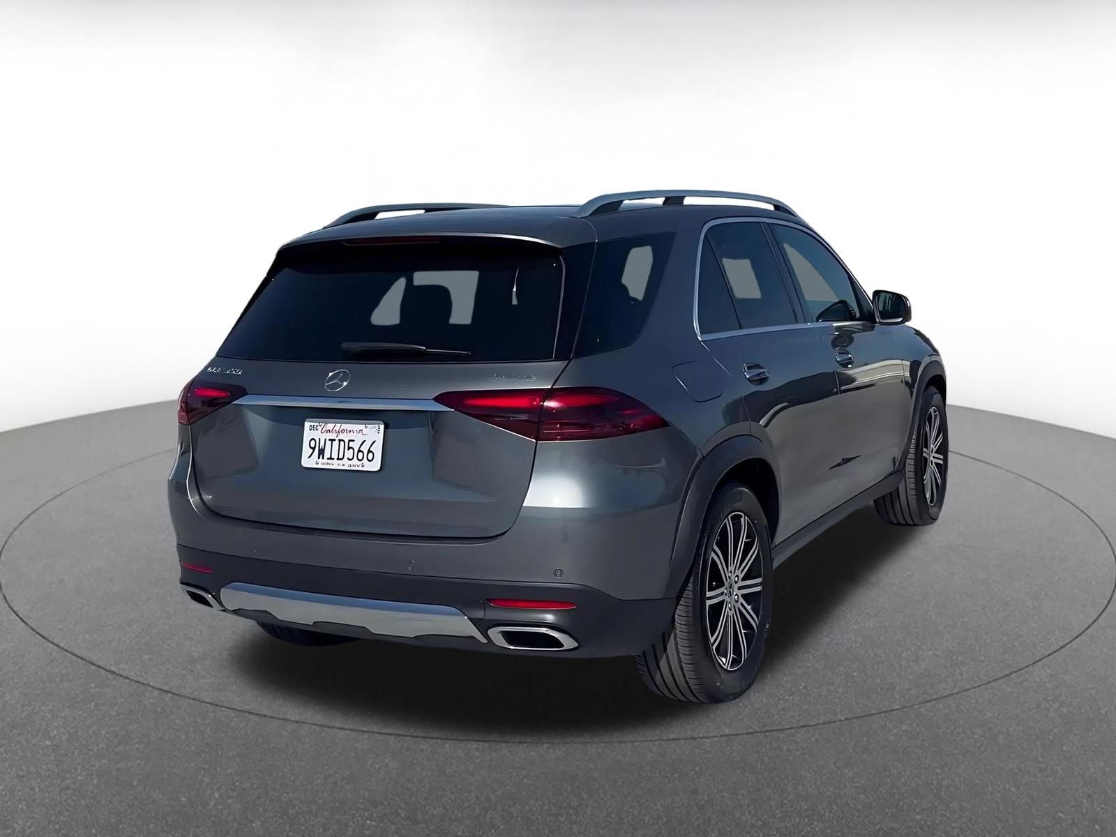 Thumbnail: 2026 Mercedes-Benz GLE - 14