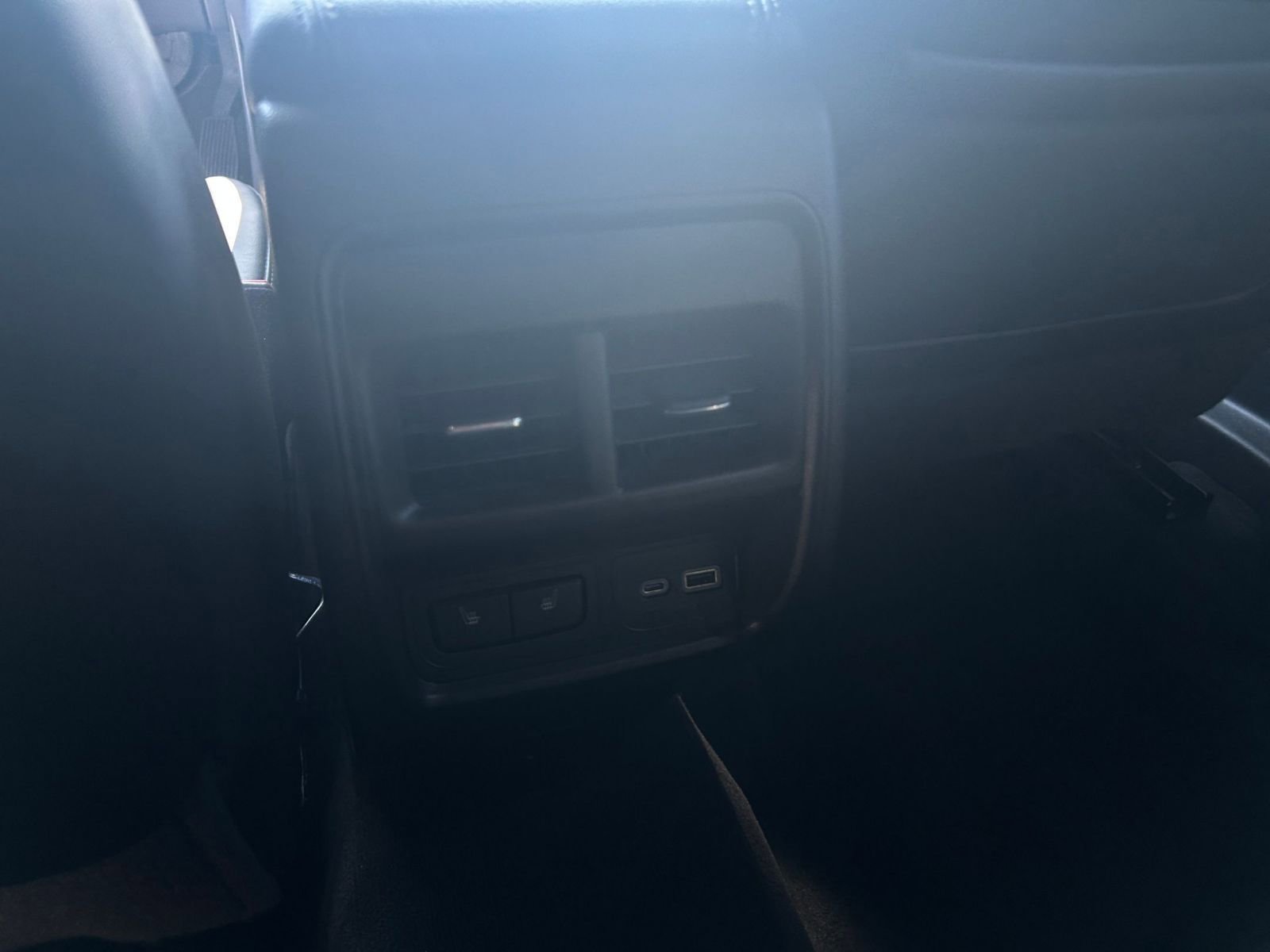 Thumbnail: 2023 Cadillac XT4 - 23