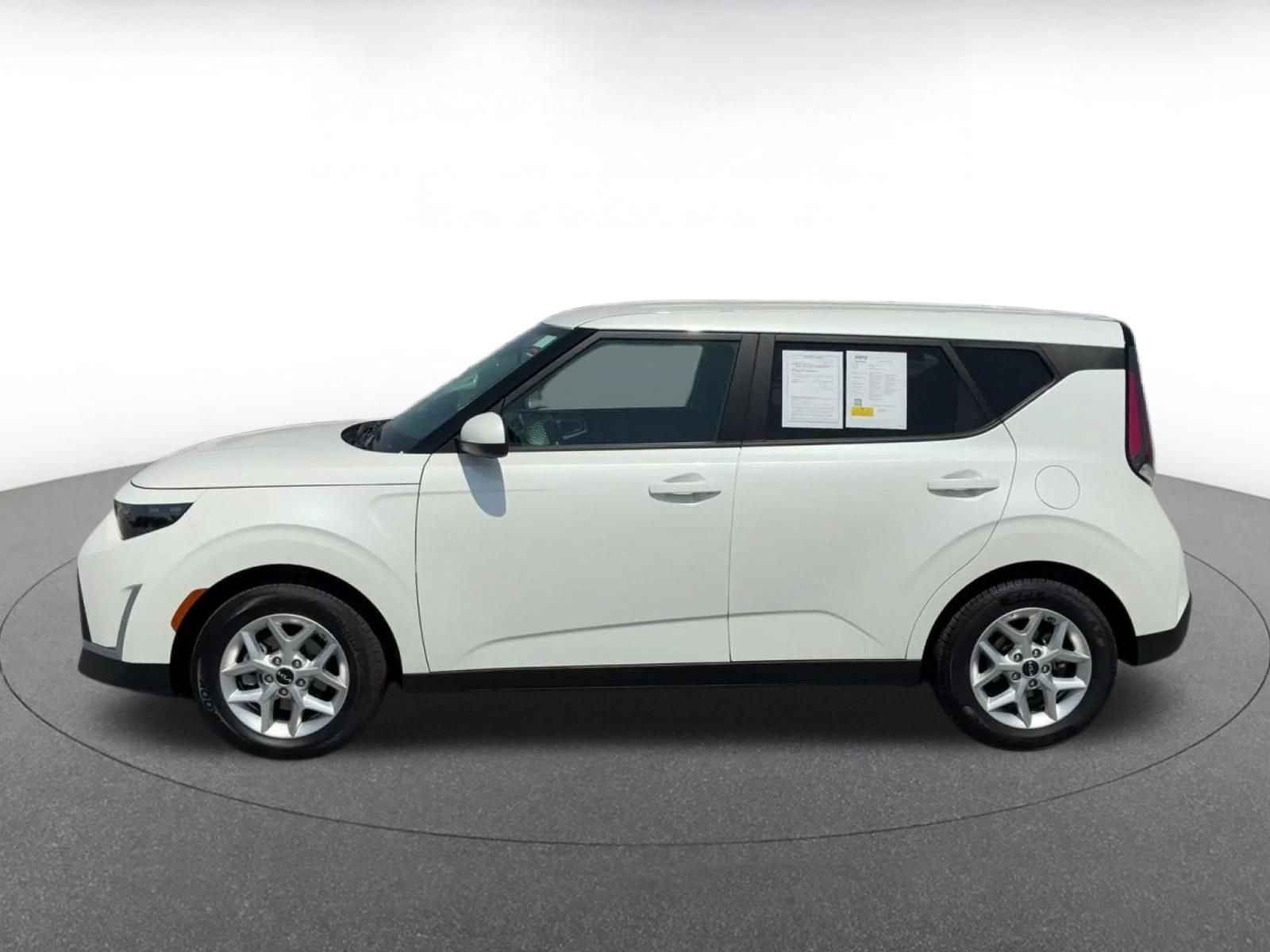 Thumbnail: 2025 Kia Soul - 8