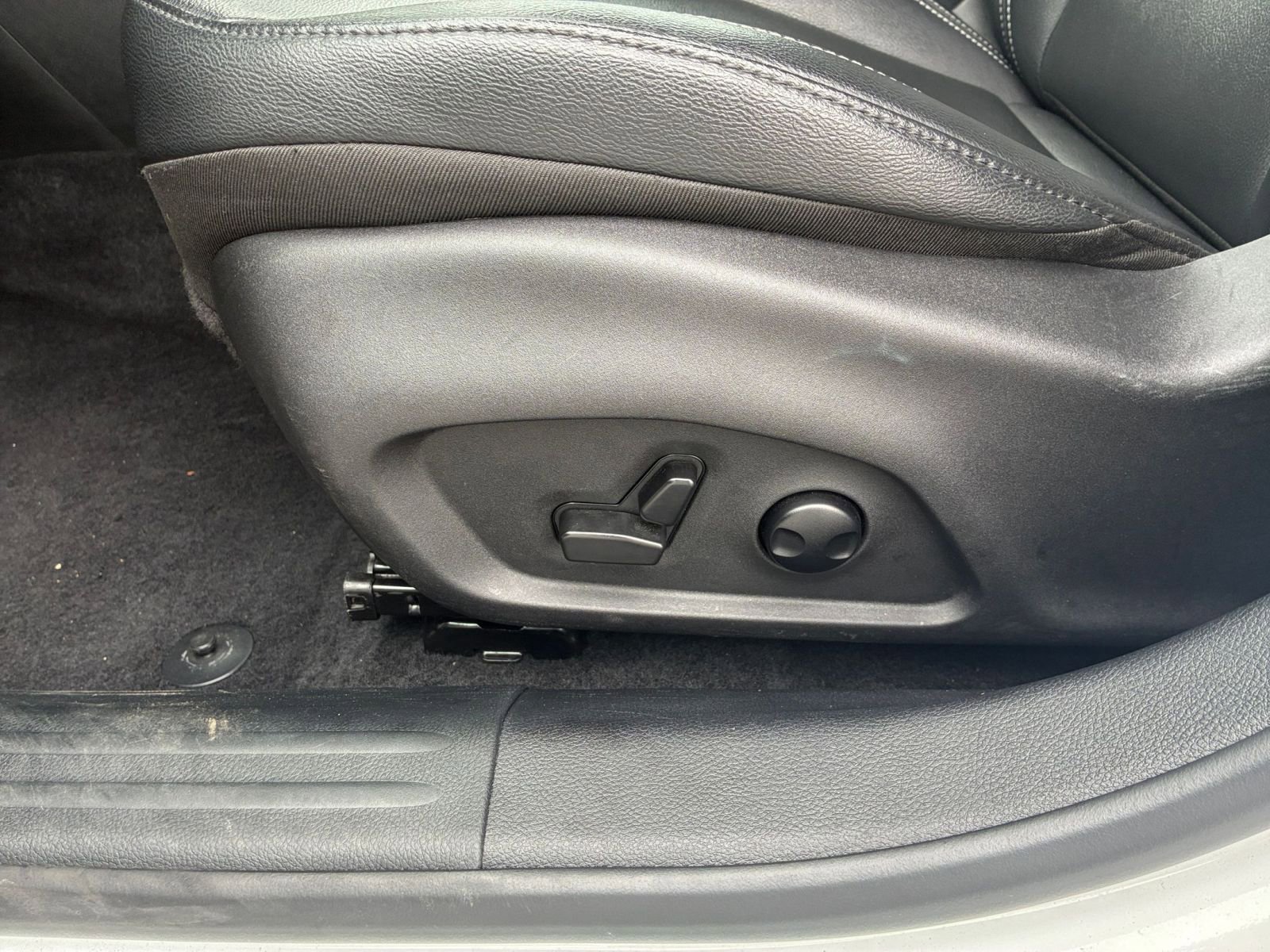 Thumbnail: 2025 Jeep Compass - 22