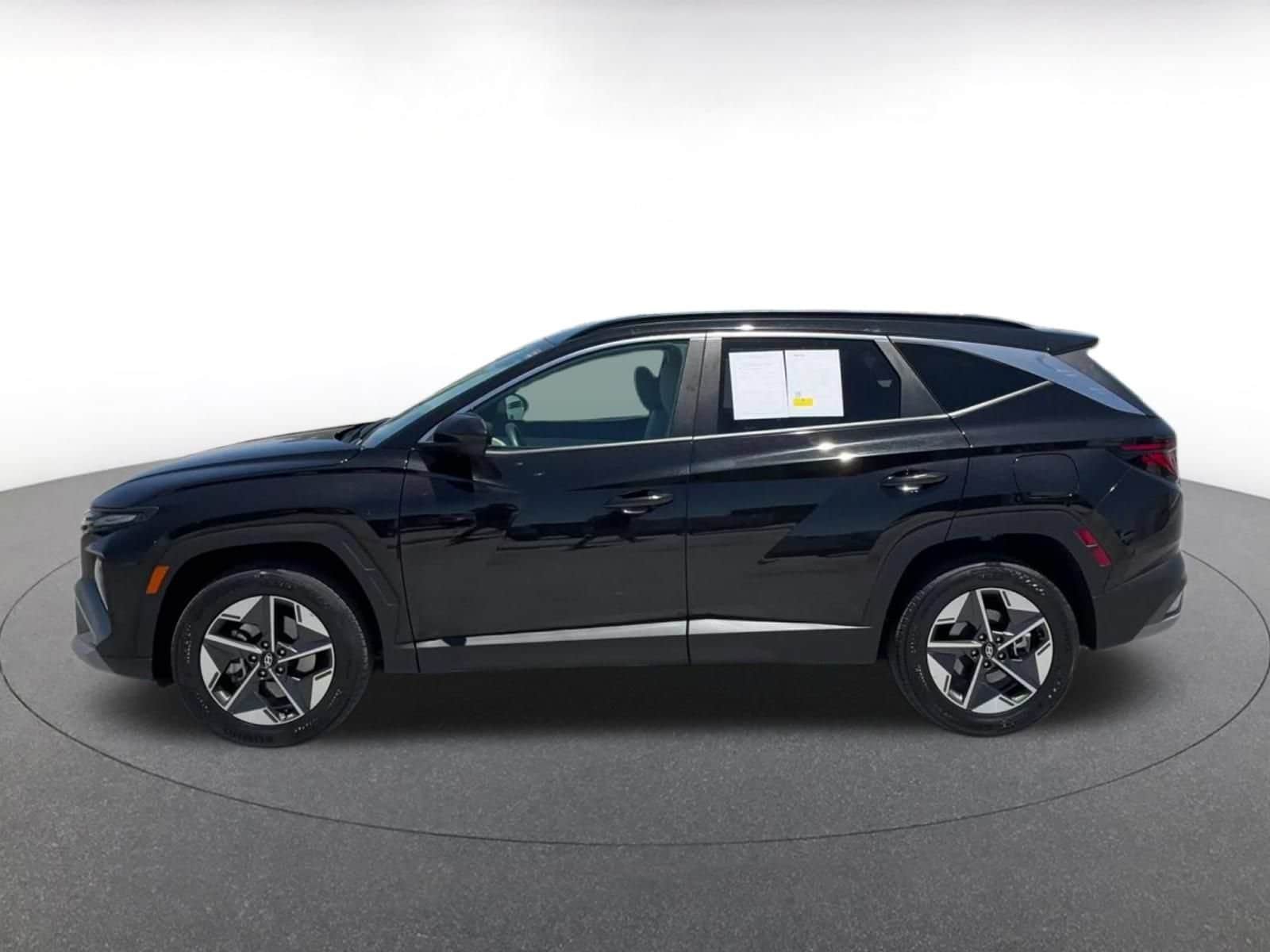 Thumbnail: 2025 Hyundai Tucson - 9