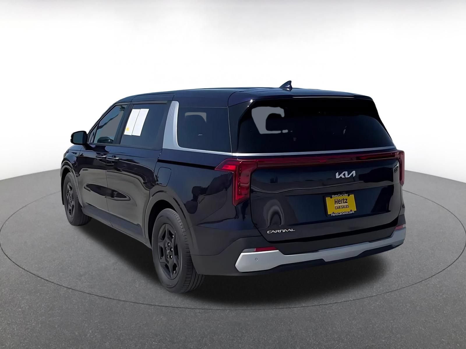 Thumbnail: 2026 Kia Carnival - 11