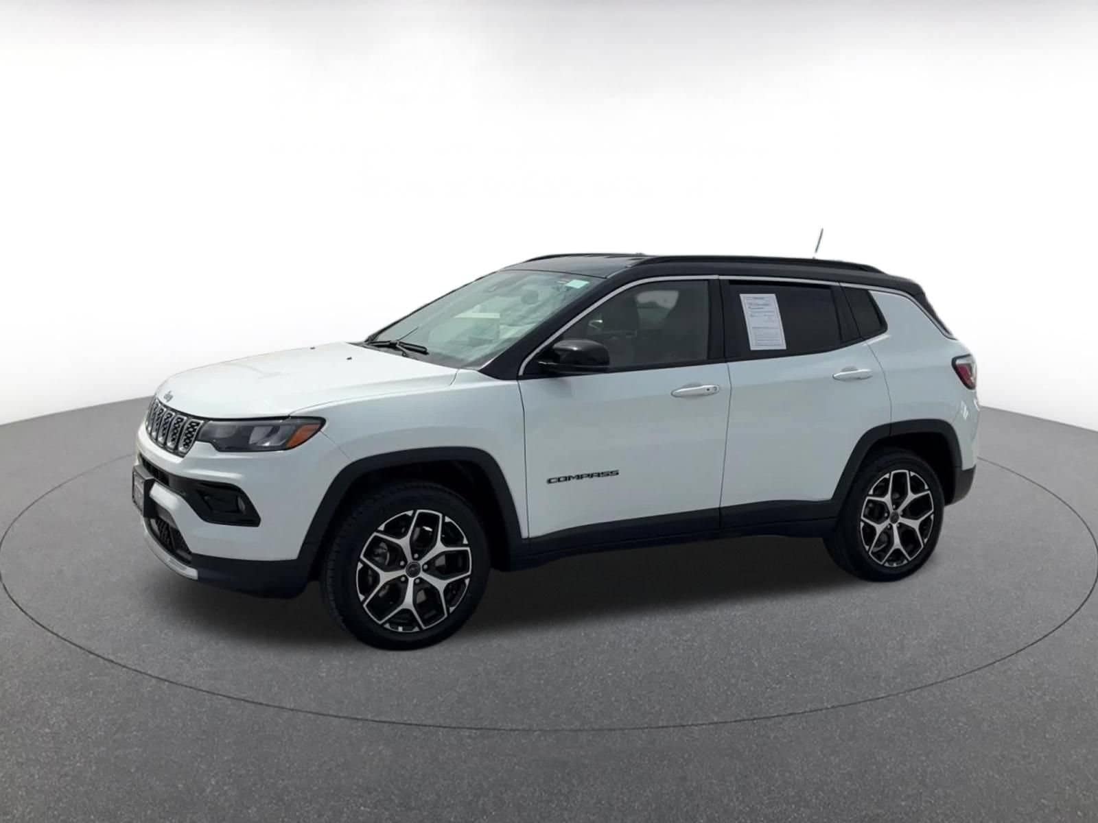 Thumbnail: 2025 Jeep Compass - 8