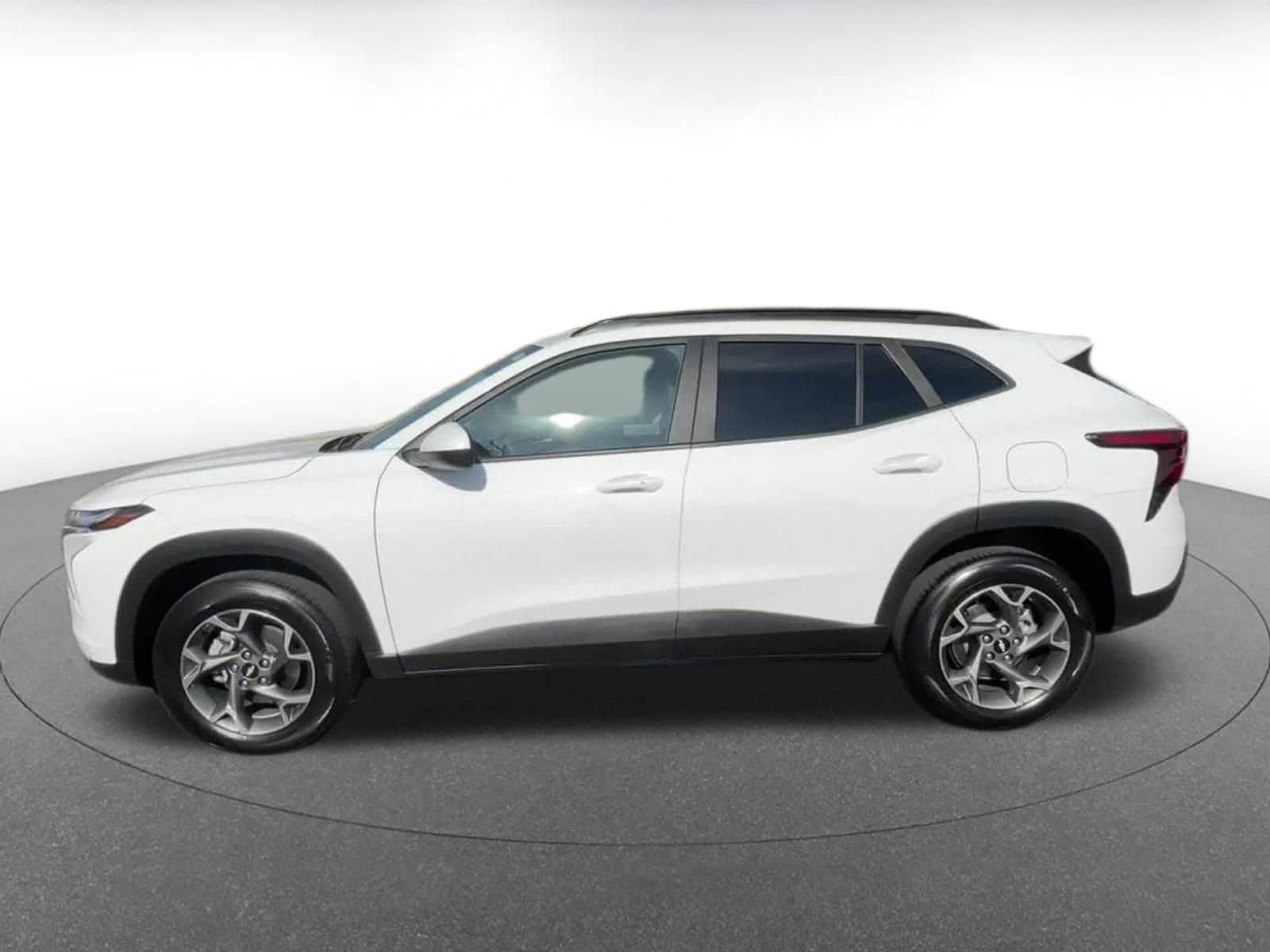 Thumbnail: 2025 Chevrolet Trax - 9