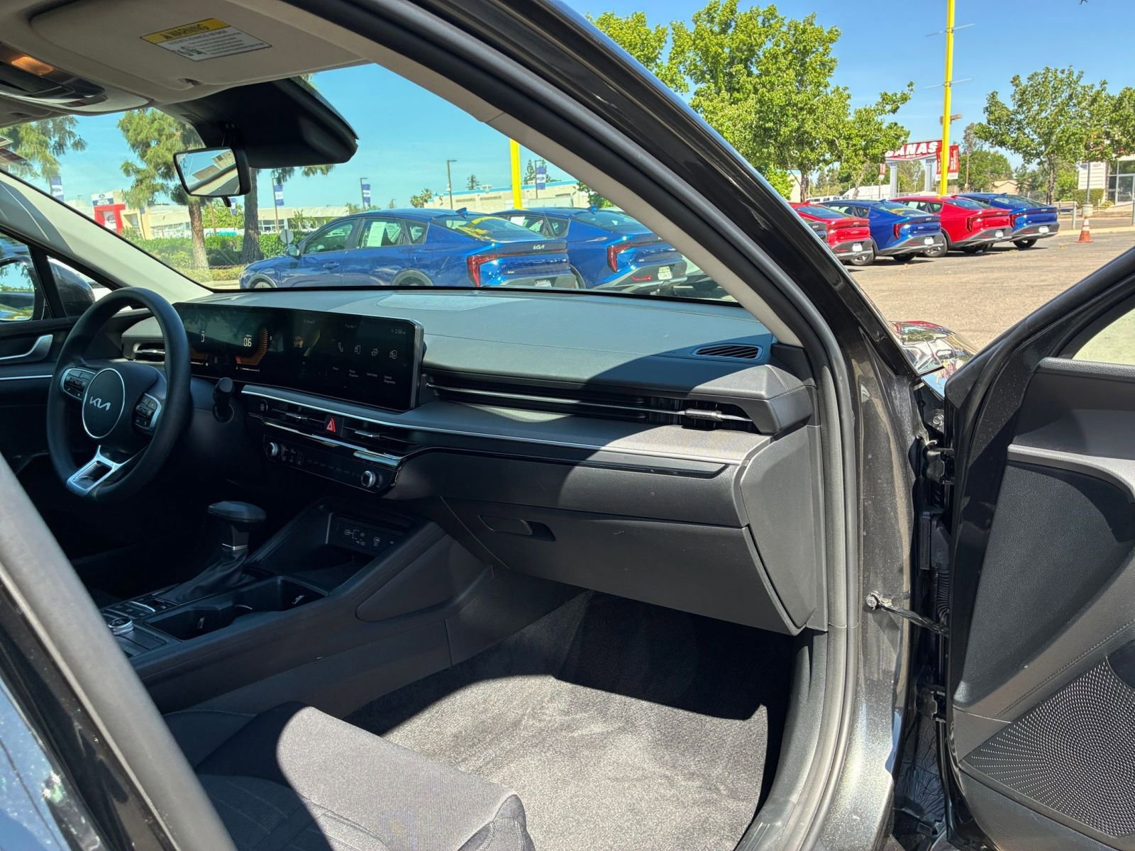 Thumbnail: 2025 Kia K5 - 34