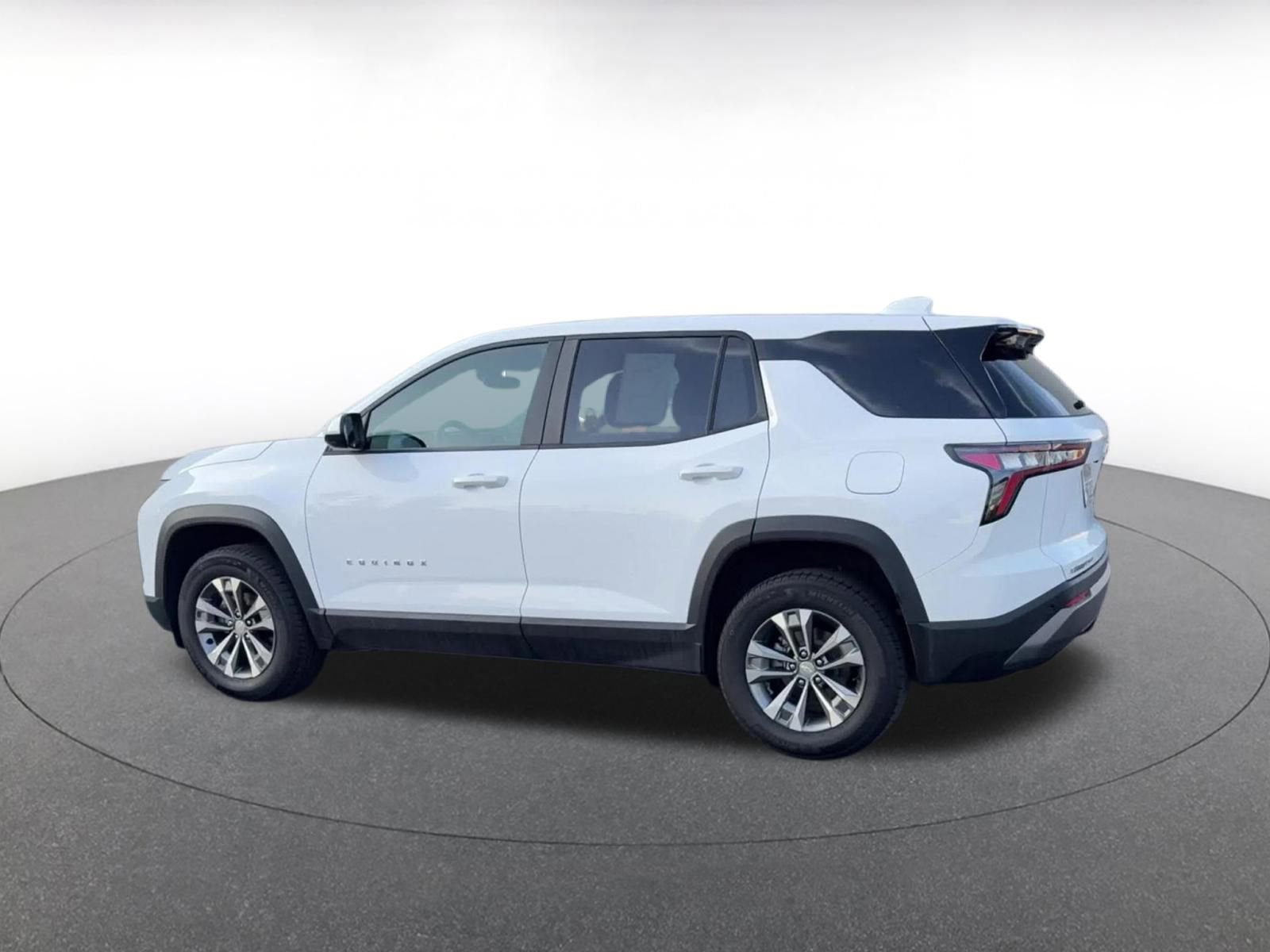 Thumbnail: 2025 Chevrolet Equinox - 10