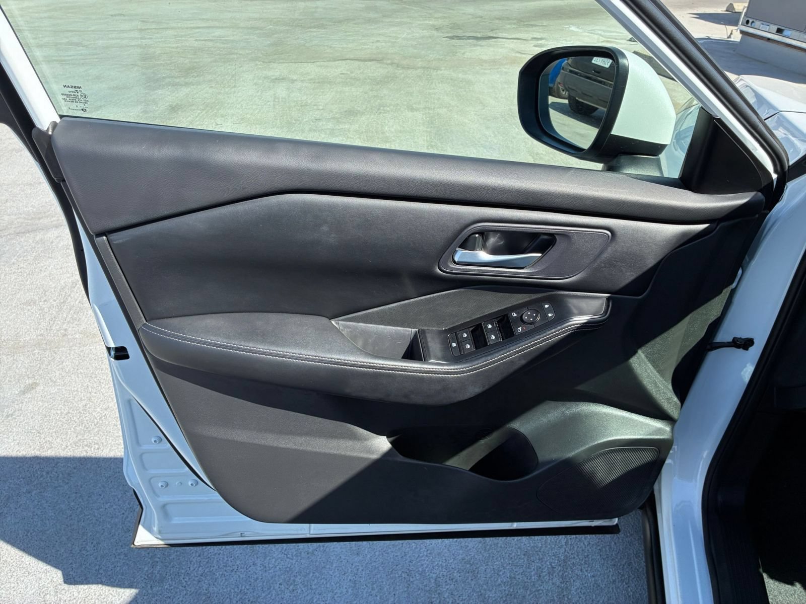 Thumbnail: 2025 Nissan Rogue - 18