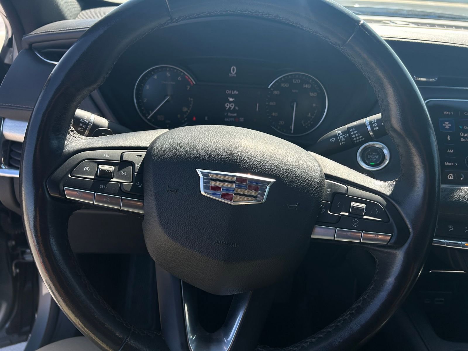 Thumbnail: 2023 Cadillac XT4 - 27