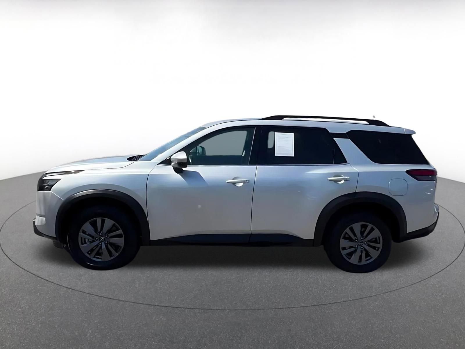 Thumbnail: 2025 Nissan Pathfinder - 9