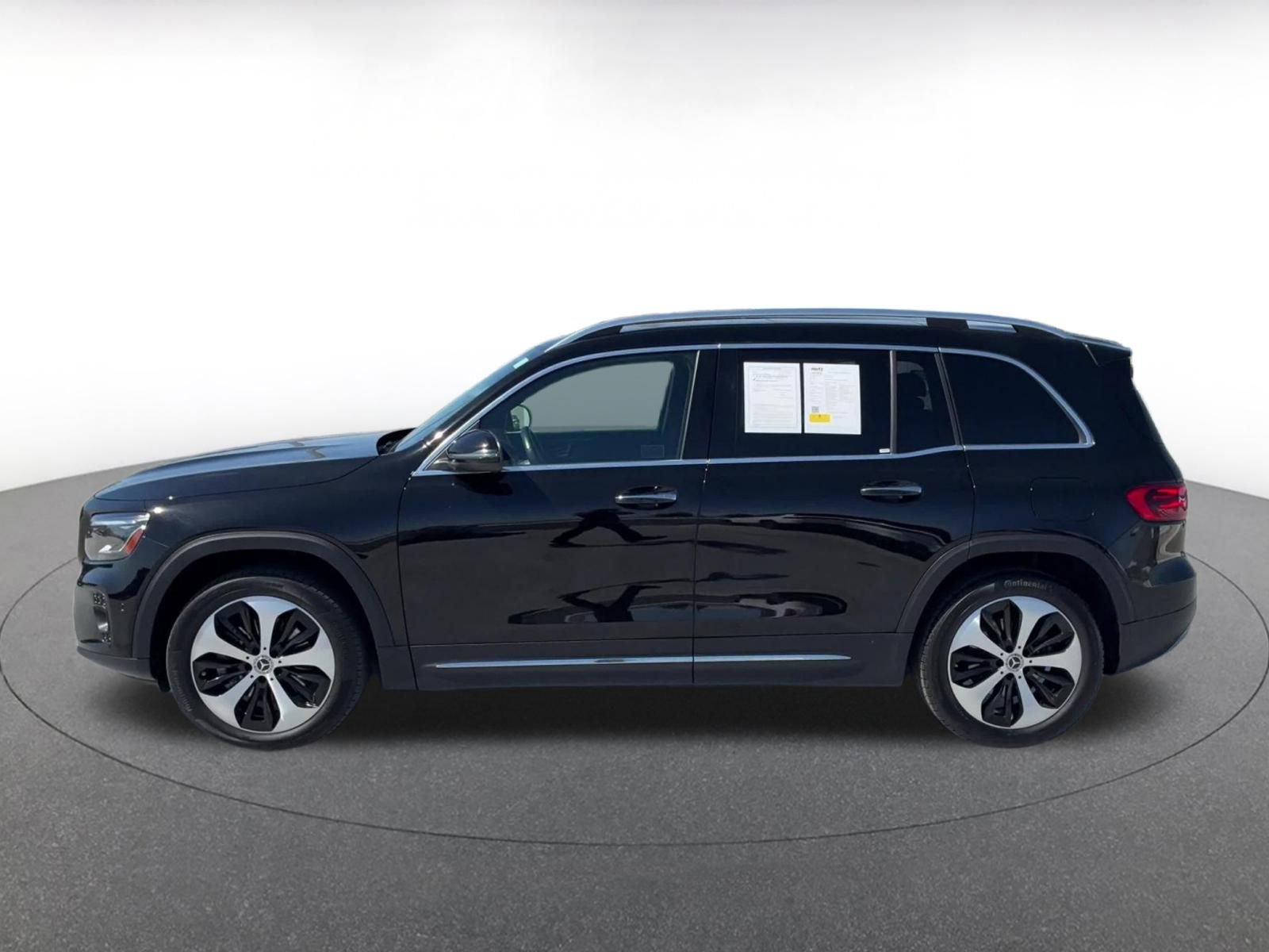 Thumbnail: 2025 Mercedes-Benz GLB - 9