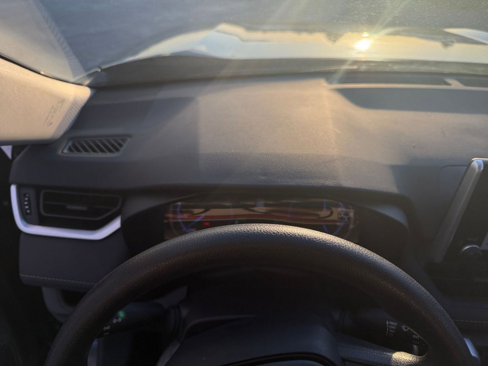 Thumbnail: 2025 Toyota RAV4 - 34