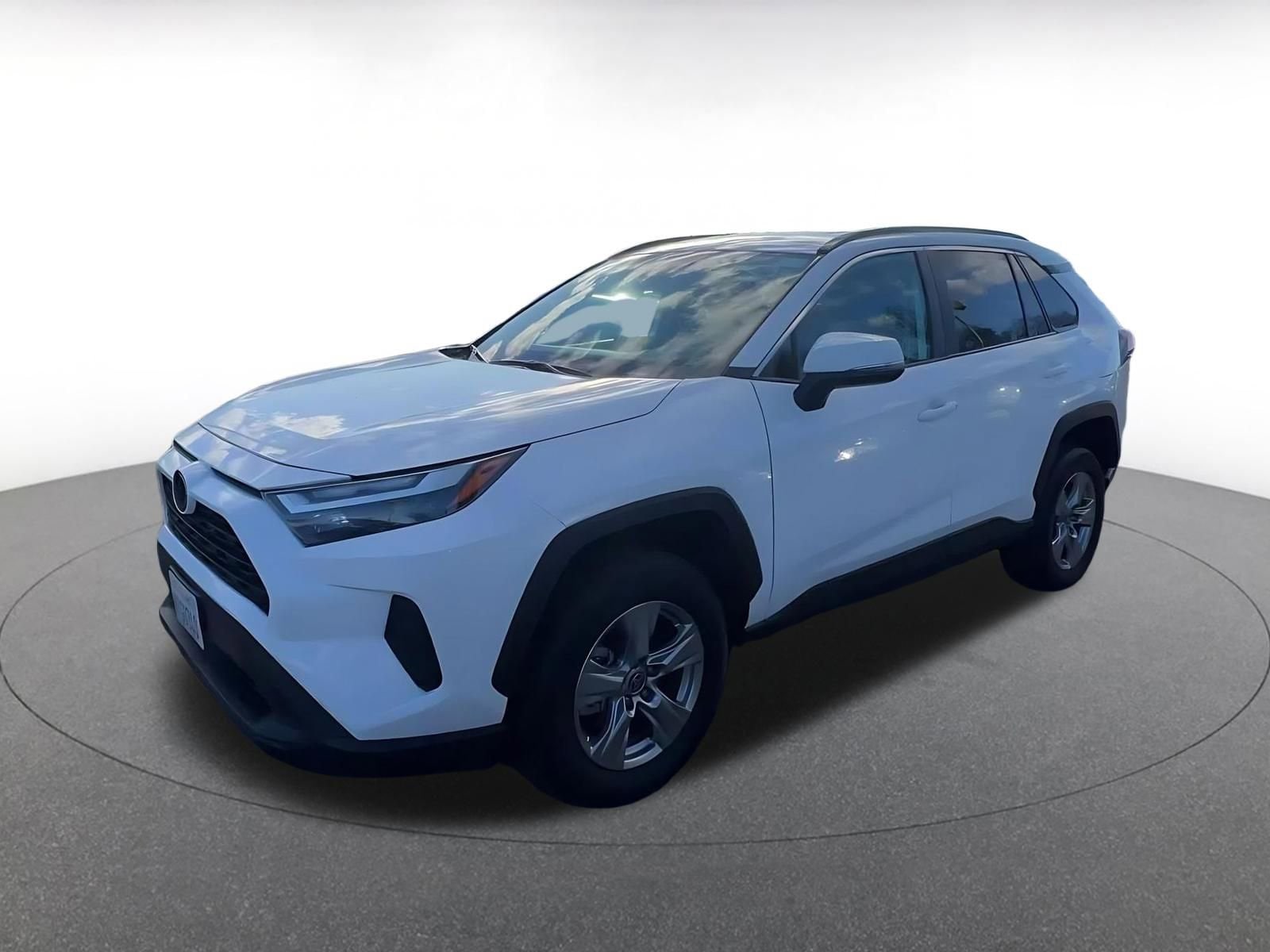 Thumbnail: 2025 Toyota RAV4 - 8
