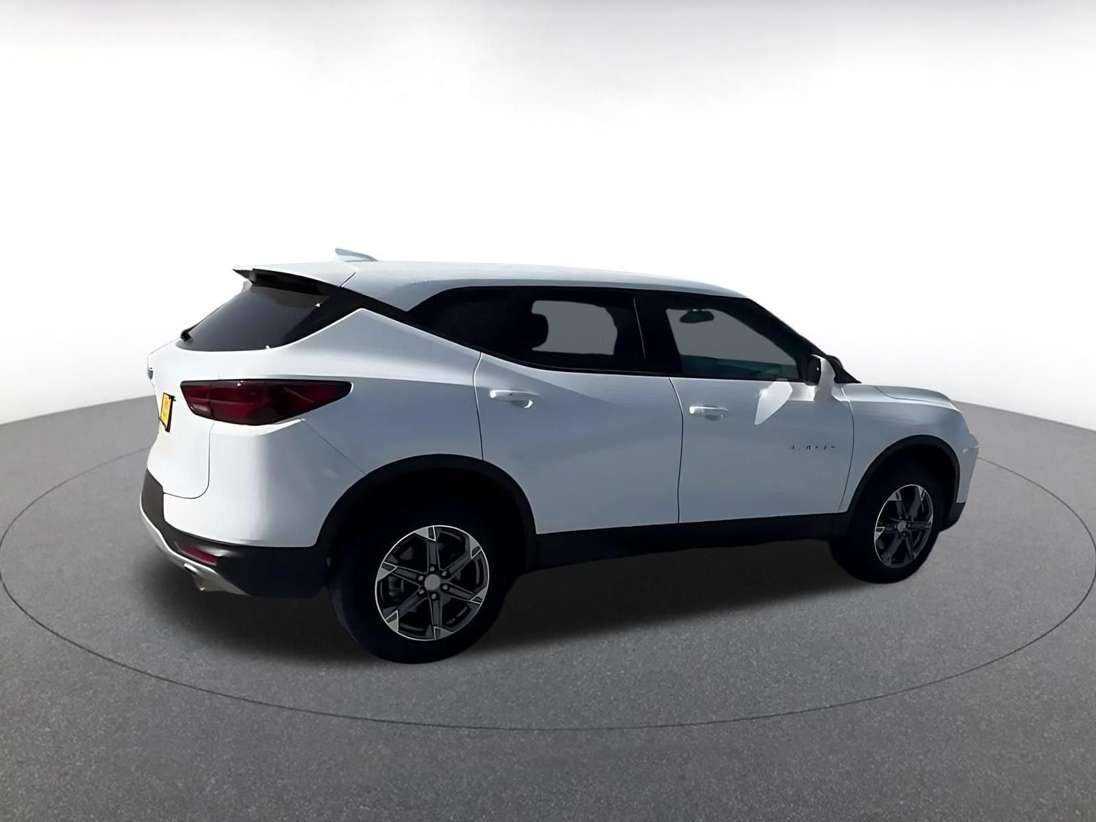 Thumbnail: 2026 Chevrolet Blazer - 11