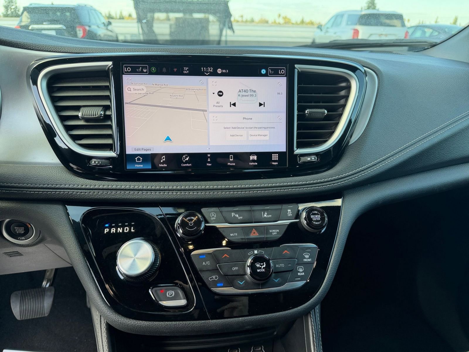 Thumbnail: 2025 Chrysler Pacifica - 21