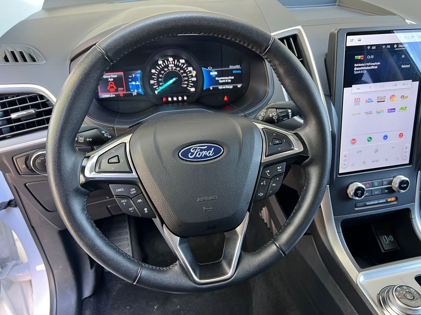 Thumbnail: 2024 Ford Edge - 28