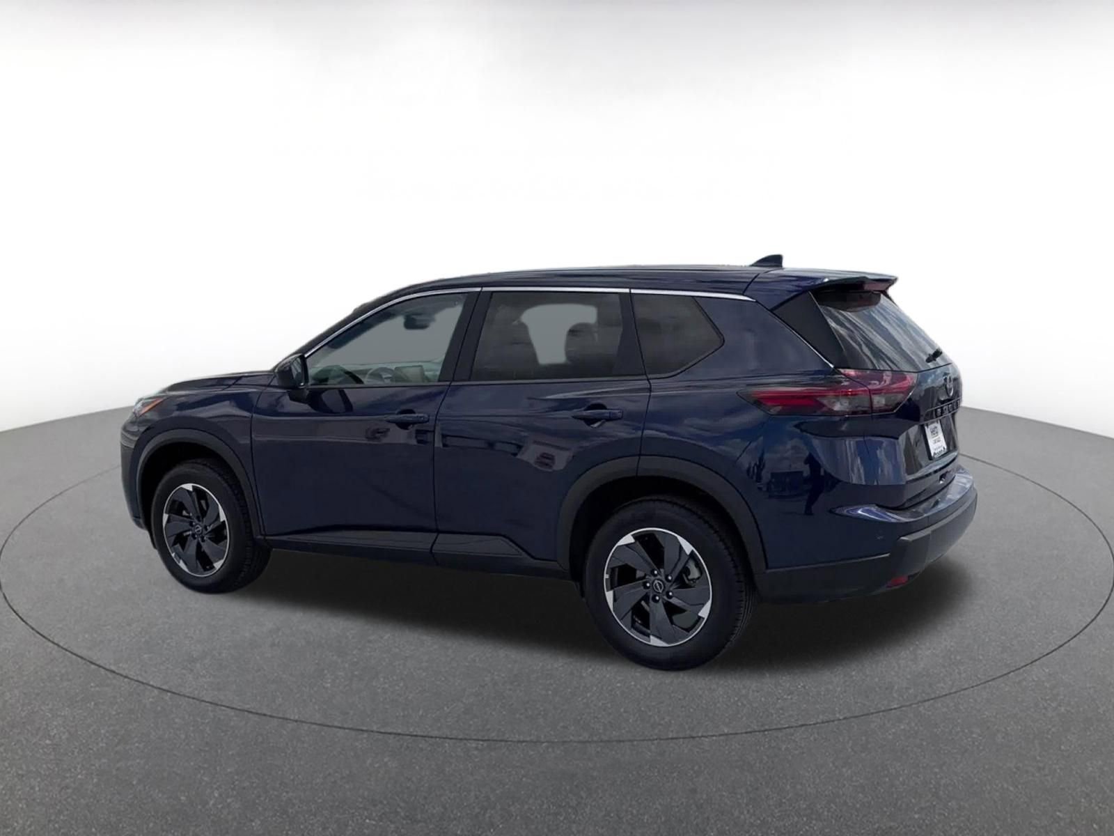Thumbnail: 2025 Nissan Rogue - 10