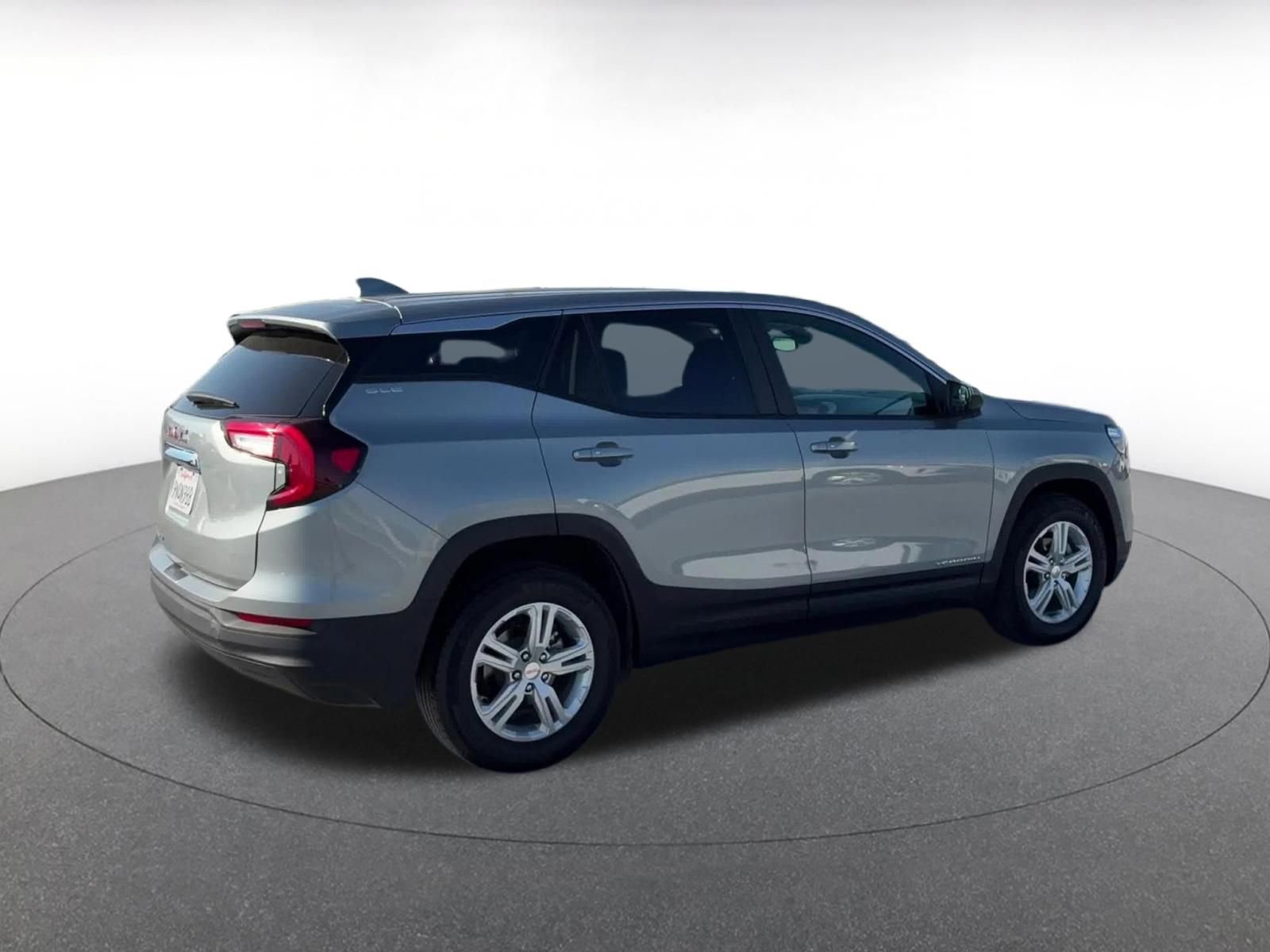 Thumbnail: 2024 GMC Terrain - 15