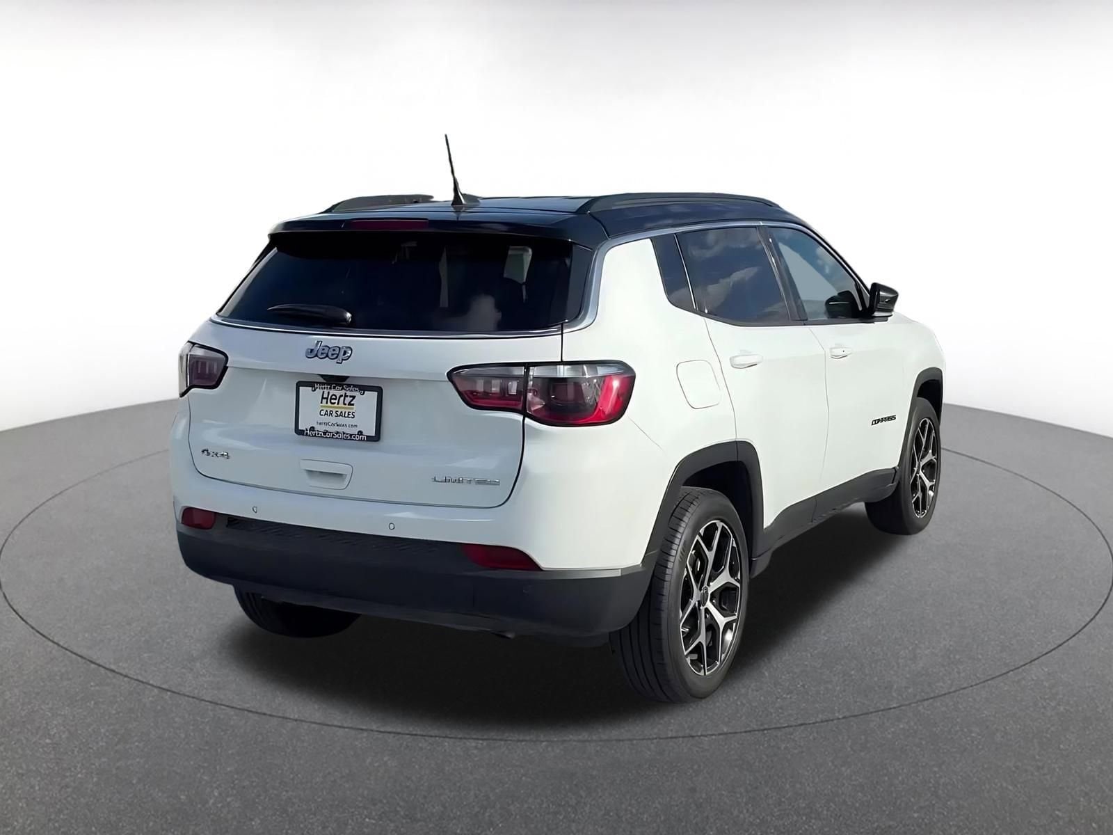 Thumbnail: 2025 Jeep Compass - 14