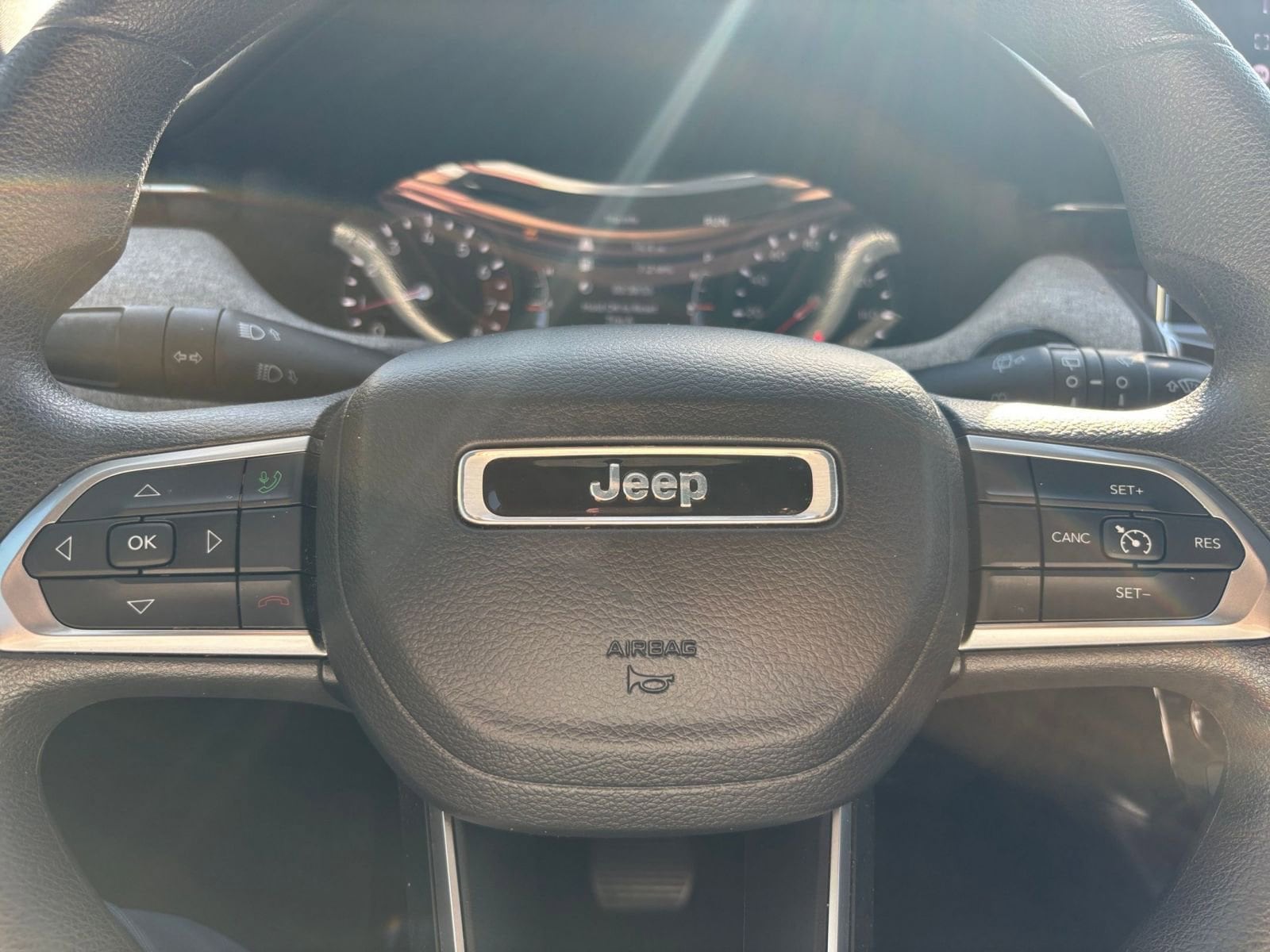 Thumbnail: 2023 Jeep Compass - 27