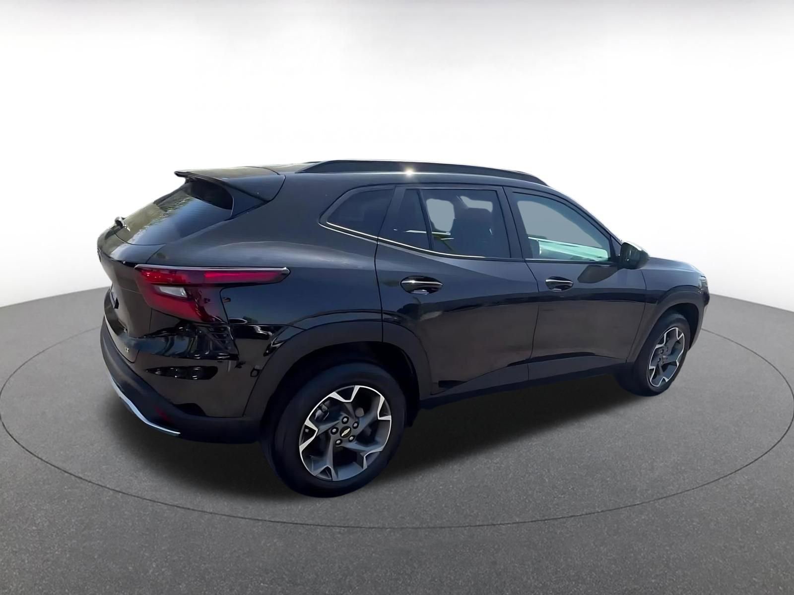 Thumbnail: 2025 Chevrolet Trax - 15