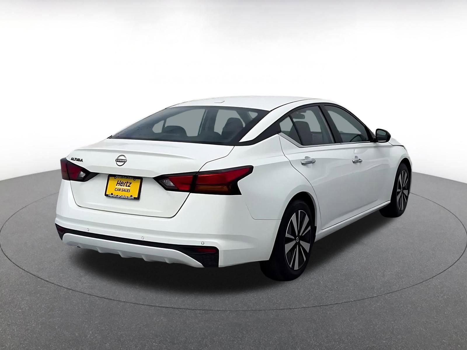 Thumbnail: 2025 Nissan Altima - 14
