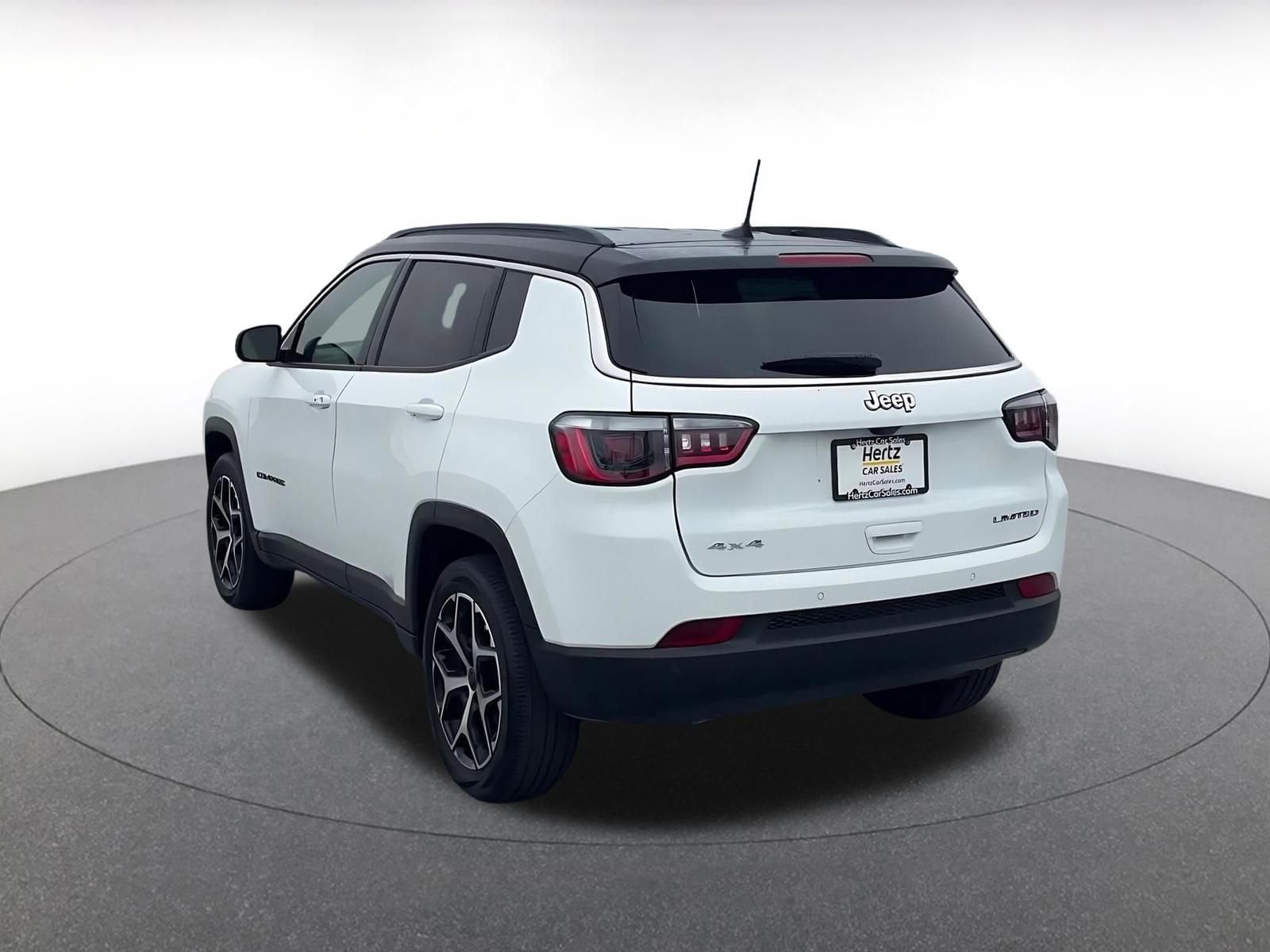 Thumbnail: 2025 Jeep Compass - 11