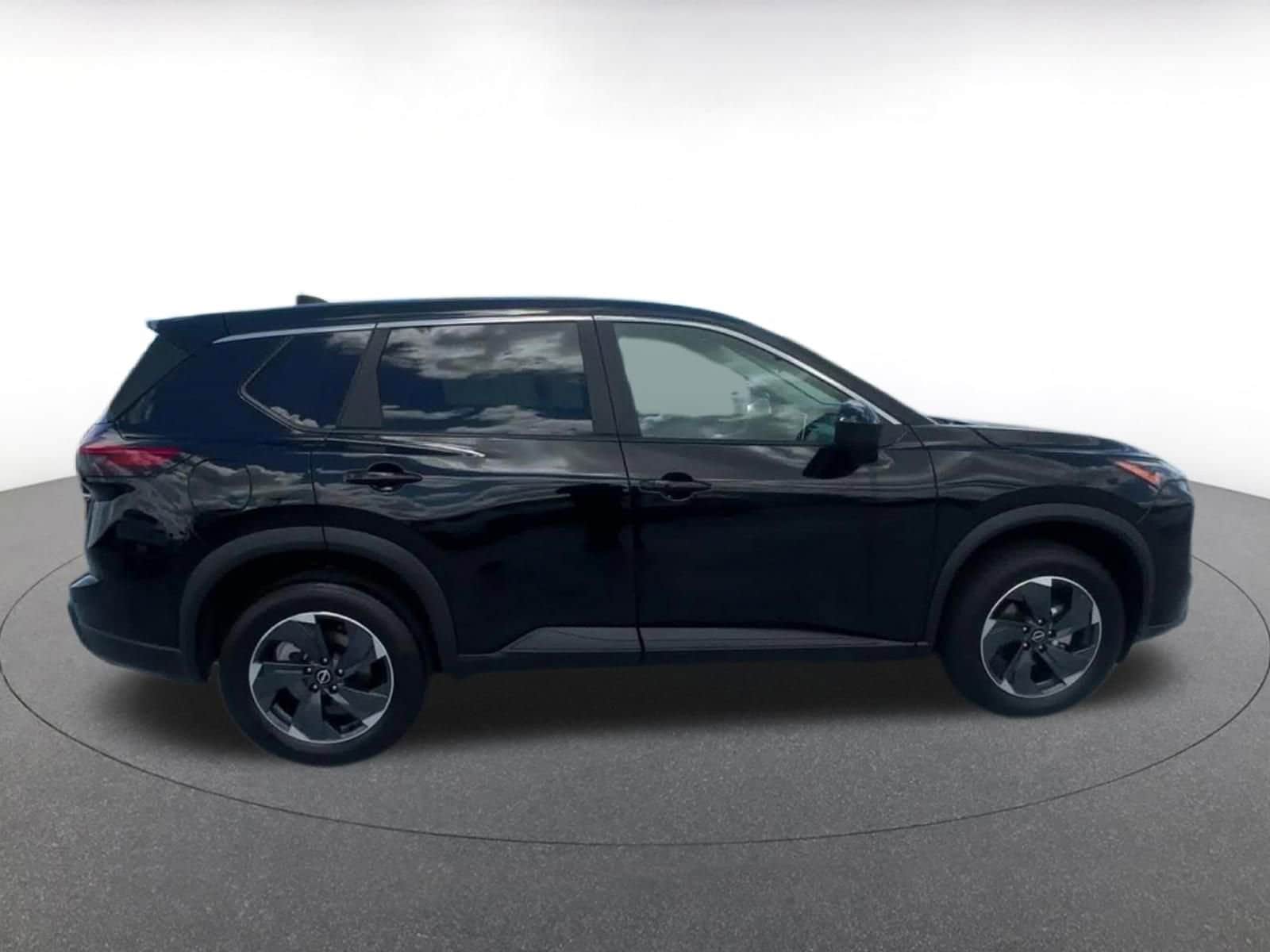 Thumbnail: 2024 Nissan Rogue - 16