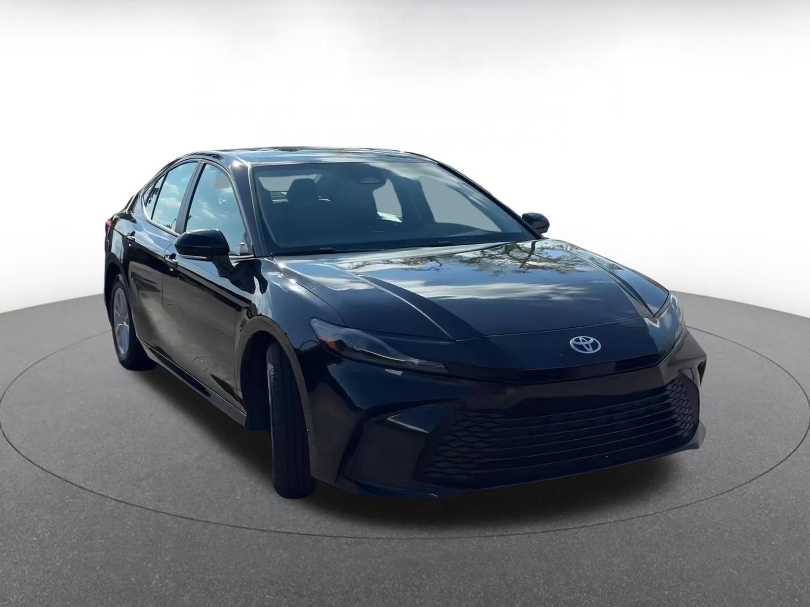 Thumbnail: 2025 Toyota Camry - 3