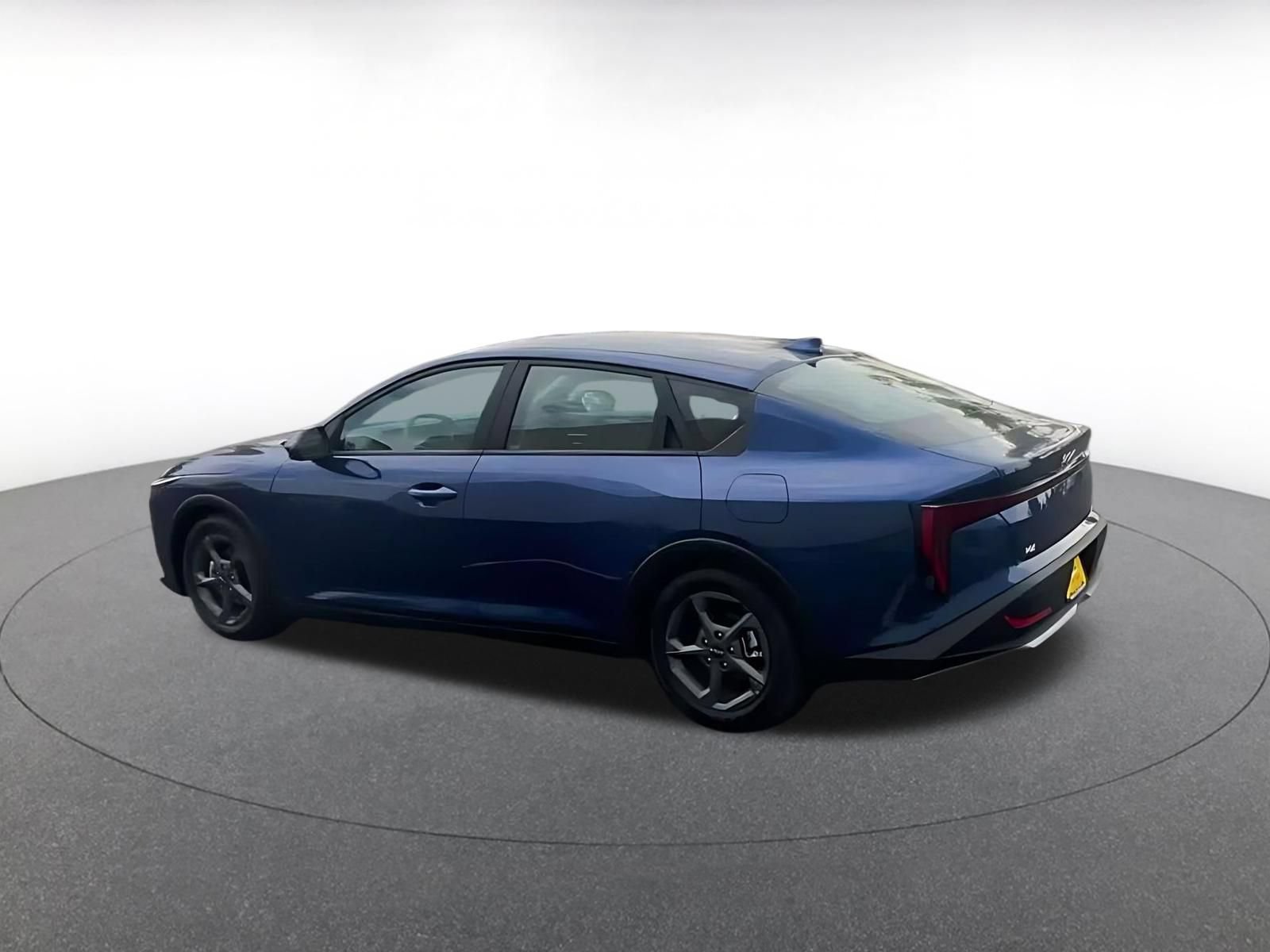 Thumbnail: 2026 Kia K4 - 10