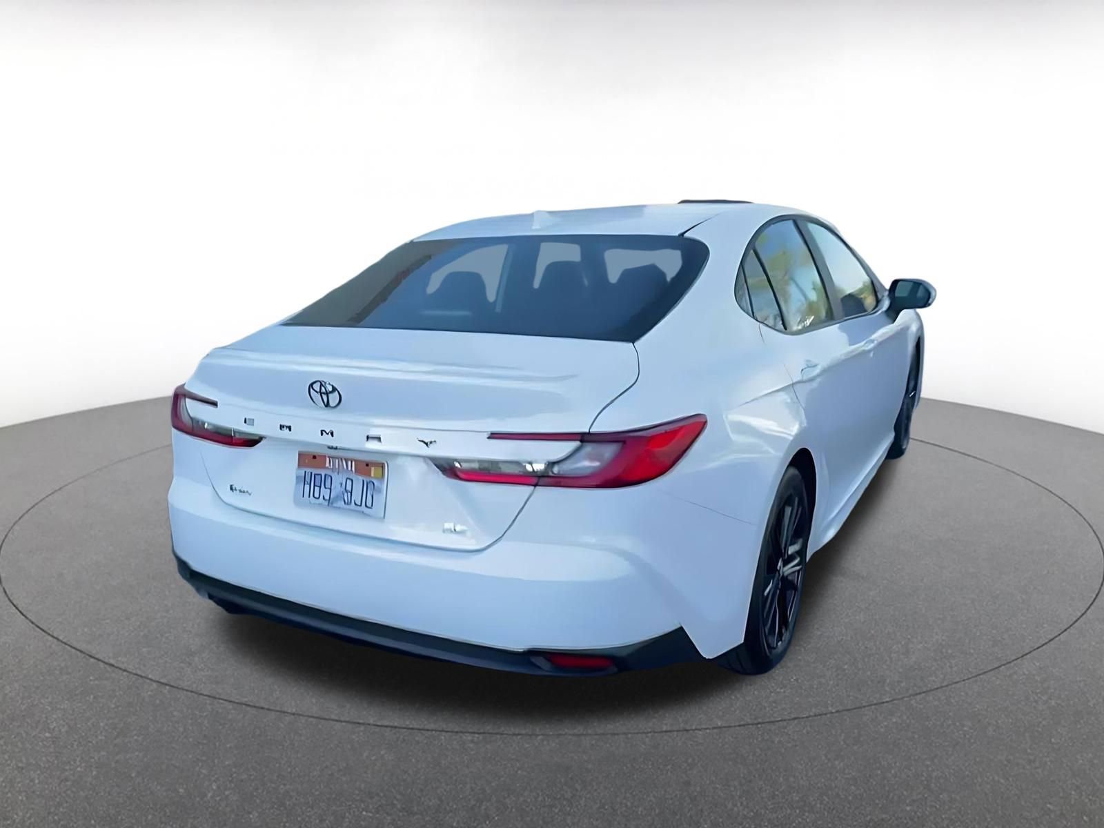 Thumbnail: 2025 Toyota Camry - 14