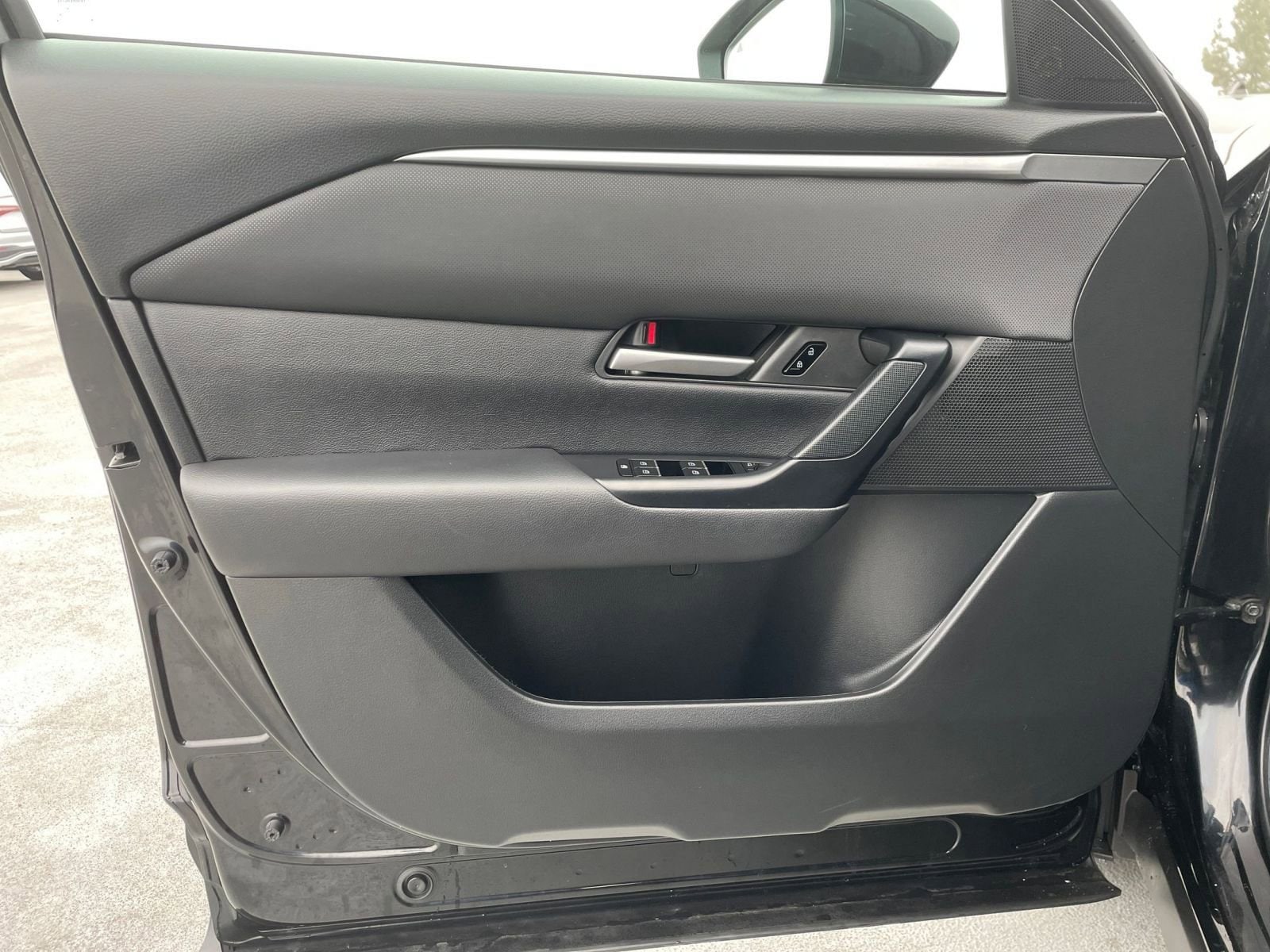 Thumbnail: 2025 Mazda CX-50 - 20