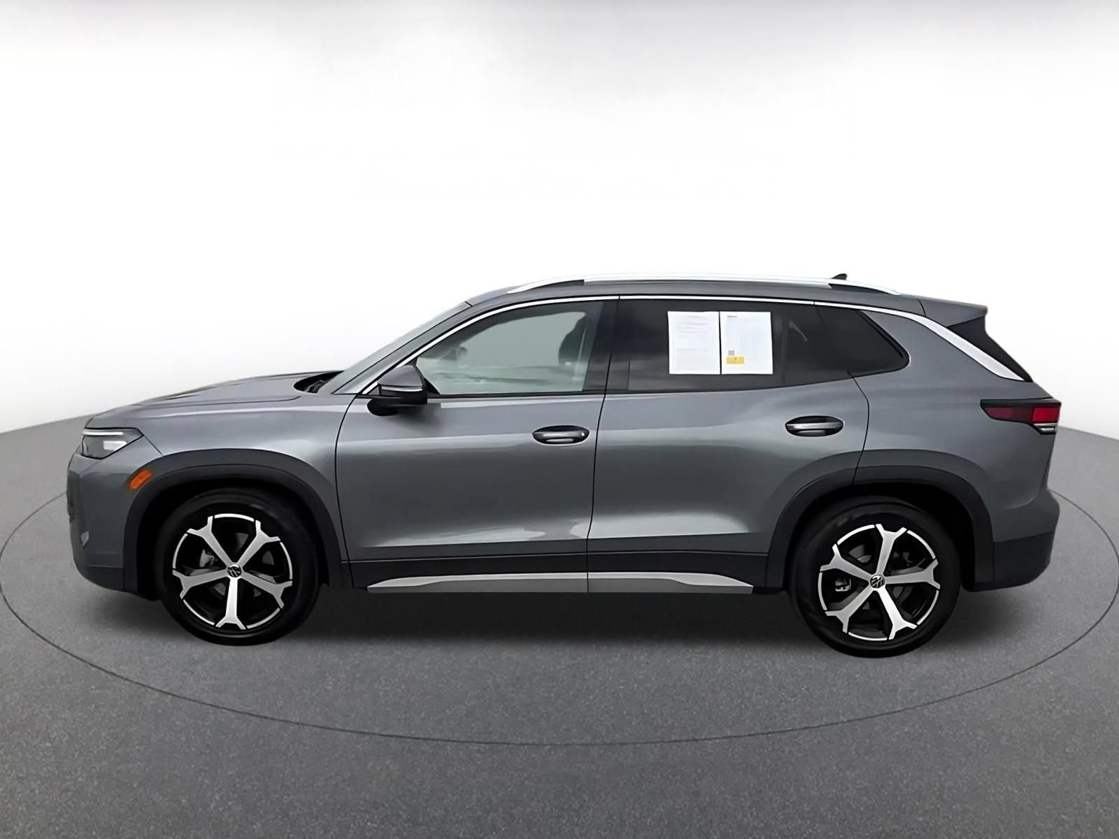 Thumbnail: 2026 Volkswagen Tiguan - 8
