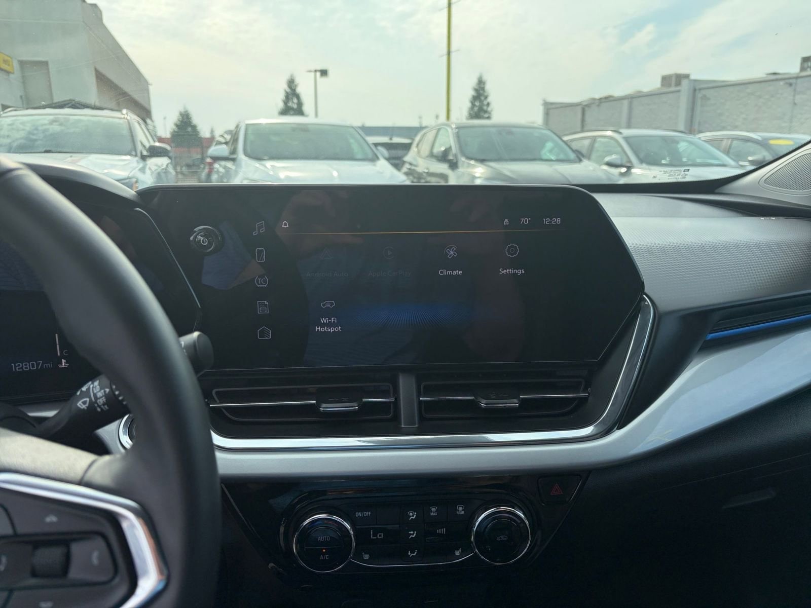 Thumbnail: 2025 Chevrolet Trax - 21