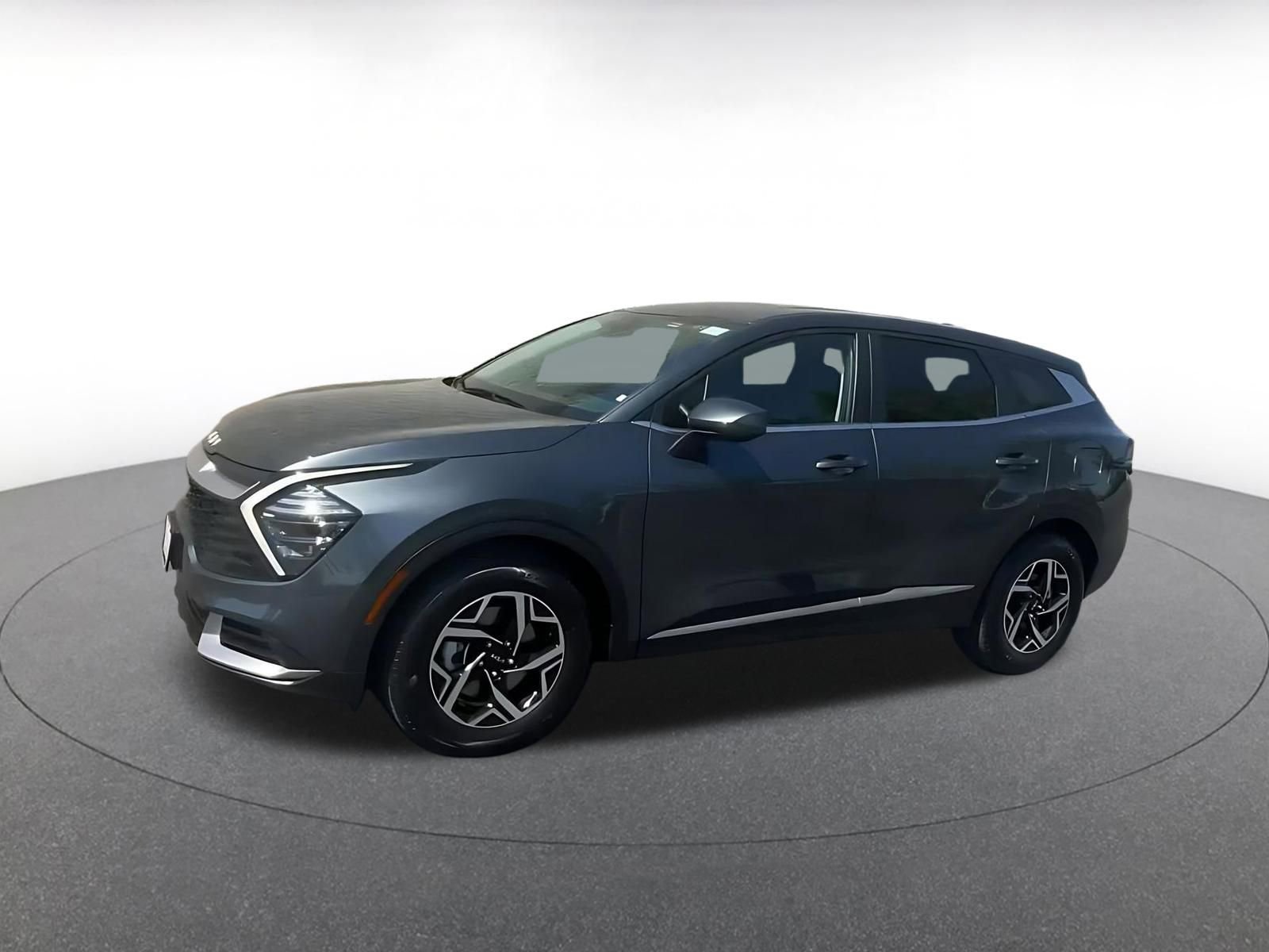 Thumbnail: 2025 Kia Sportage - 8
