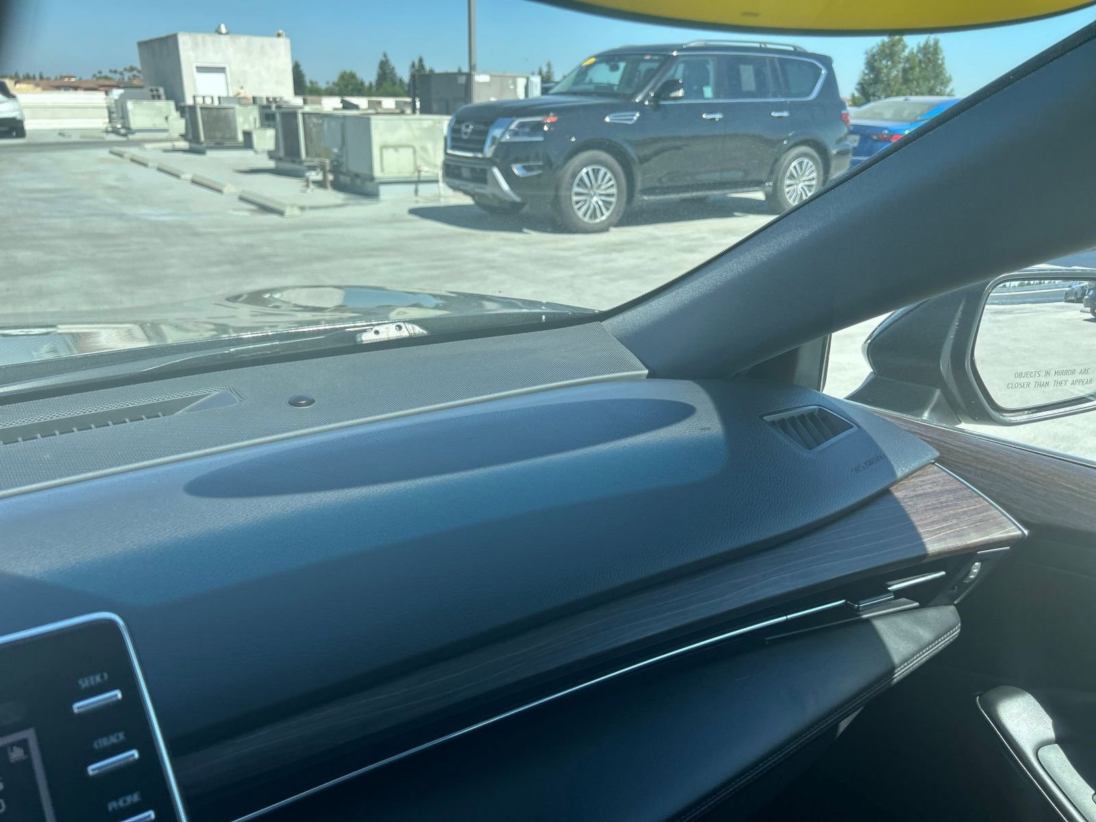 Thumbnail: 2022 Toyota Avalon - 17