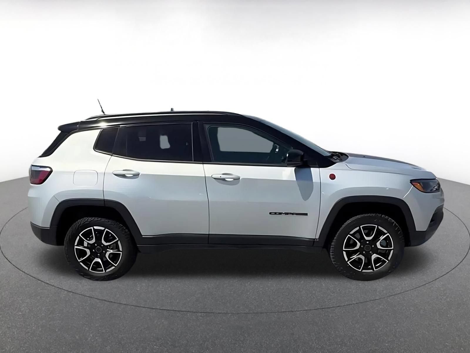Thumbnail: 2025 Jeep Compass - 16