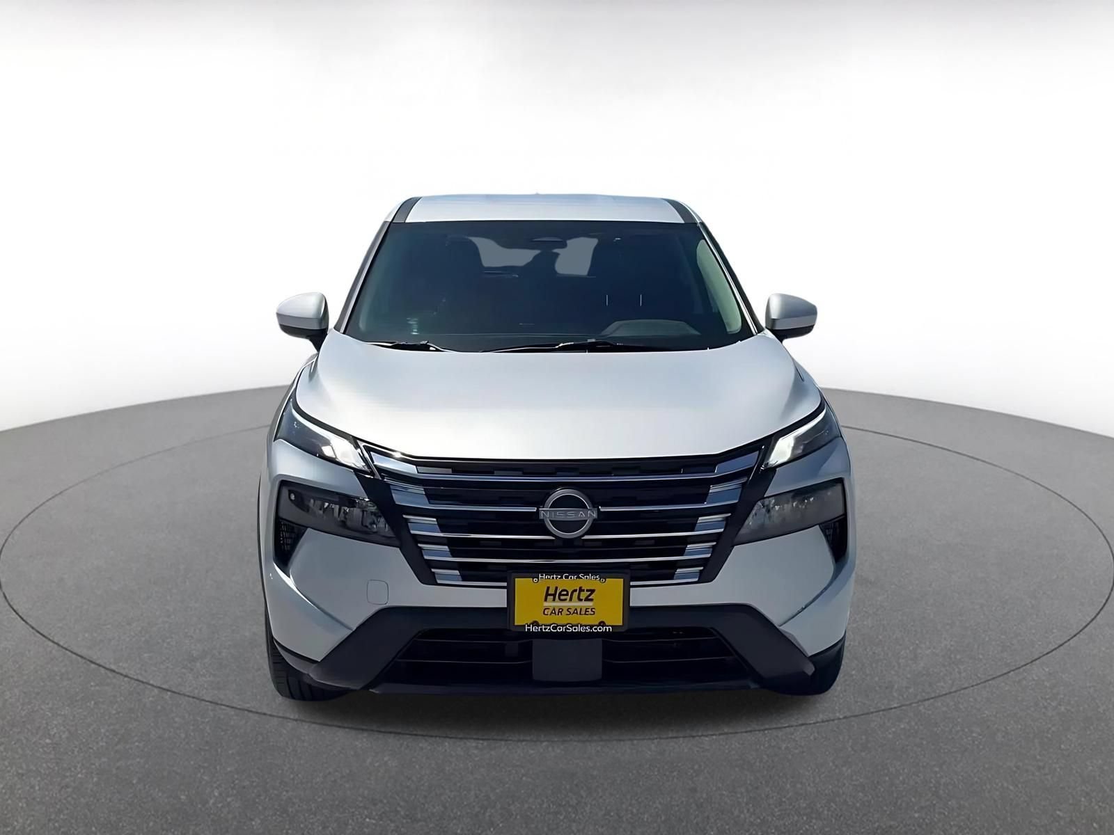 Thumbnail: 2025 Nissan Rogue - 4