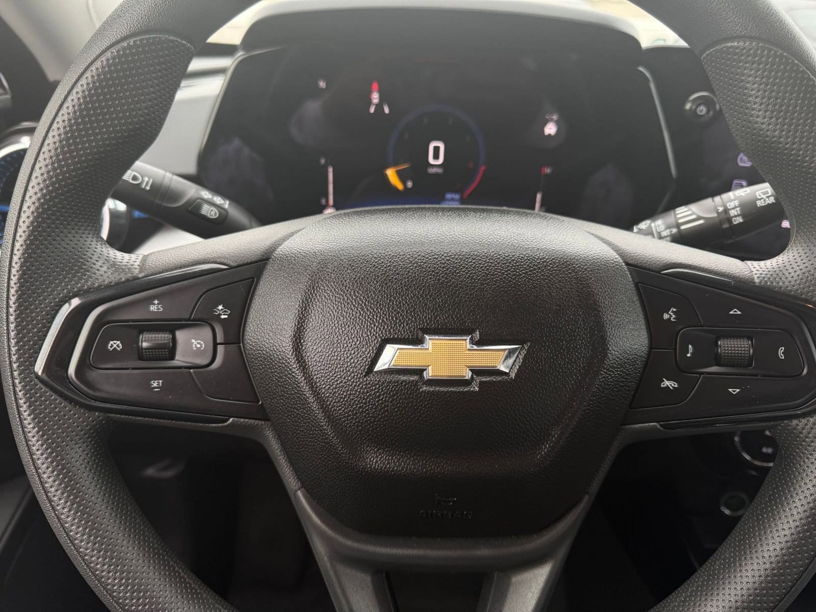 Thumbnail: 2025 Chevrolet Trax - 28