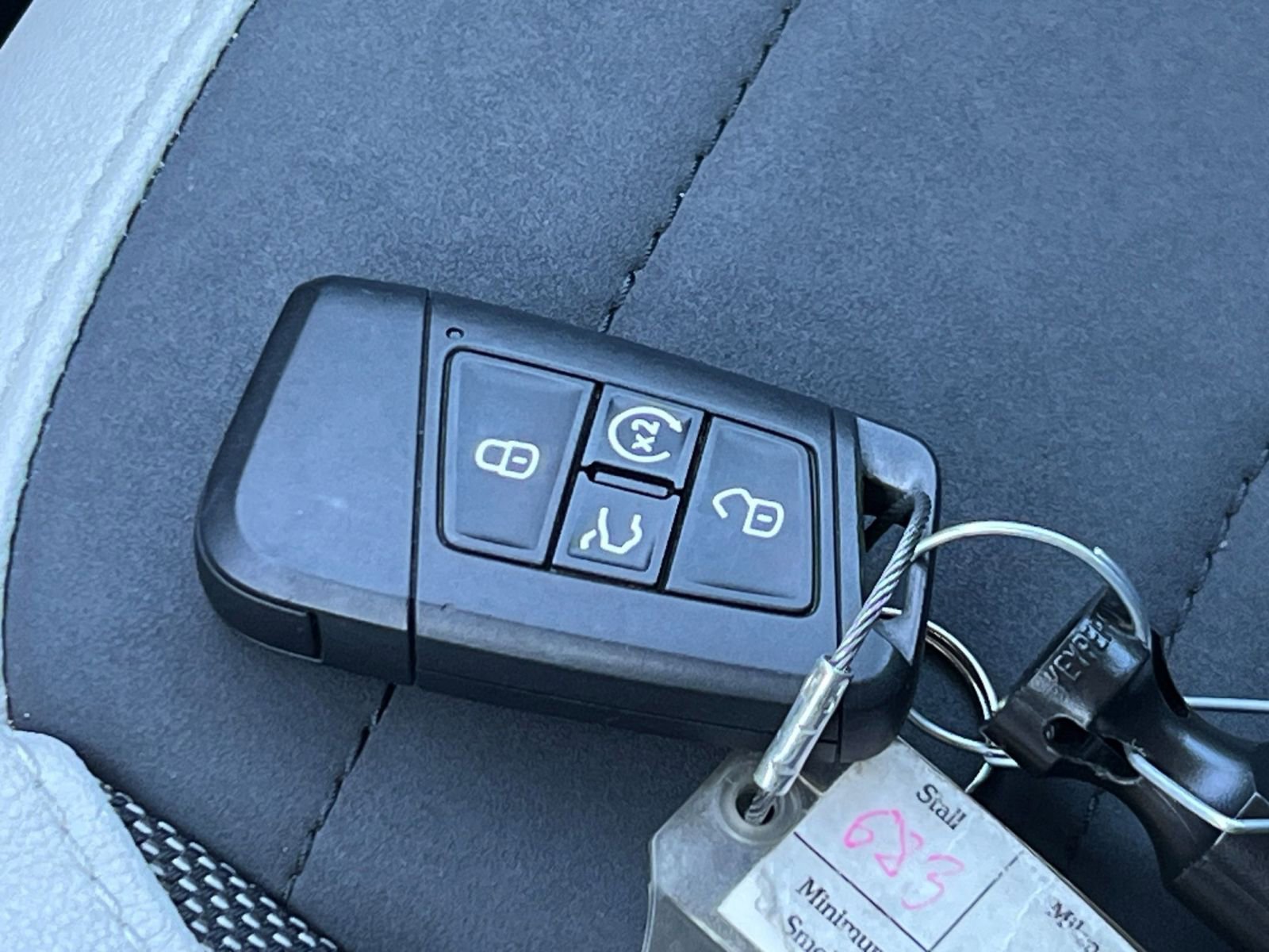 Thumbnail: 2025 Volkswagen Taos - 25