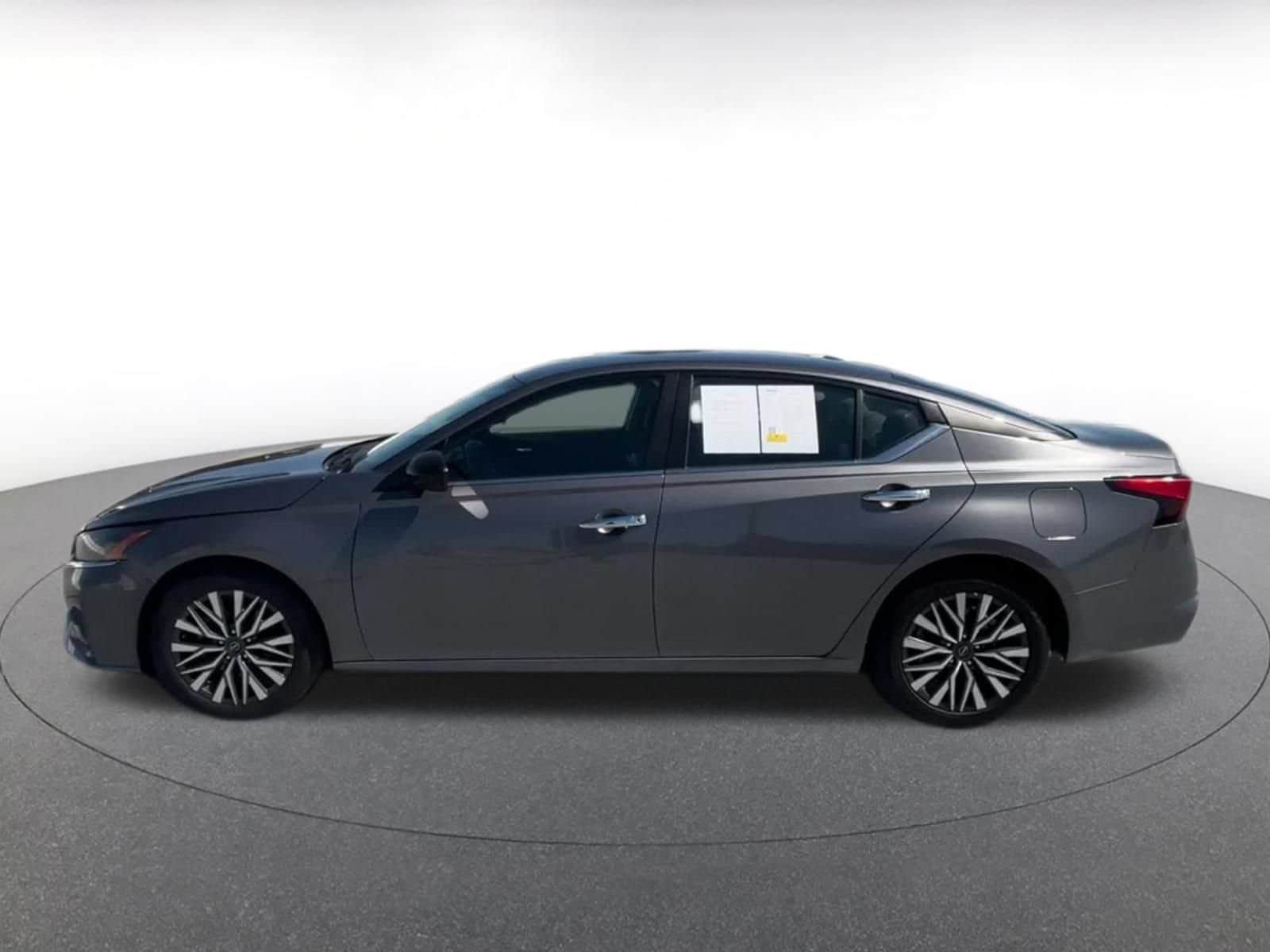 Thumbnail: 2025 Nissan Altima - 7